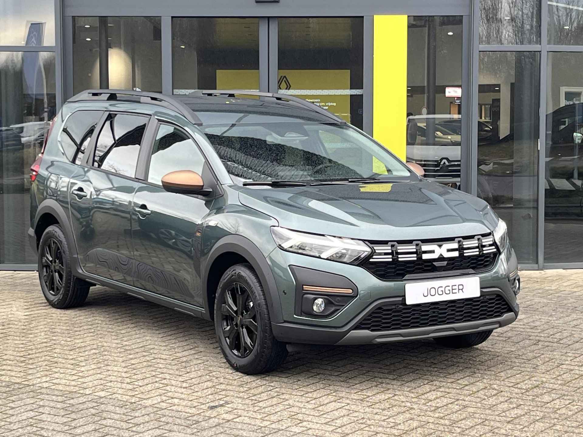 Dacia Jogger 1.6 Hybrid 140 Extreme 7p. 7-persoons | Apple carplay/android auto | Lichtmetalen velgen | Cruise control | Climate control | Elektr. verwarmbare stoelen - 3/28