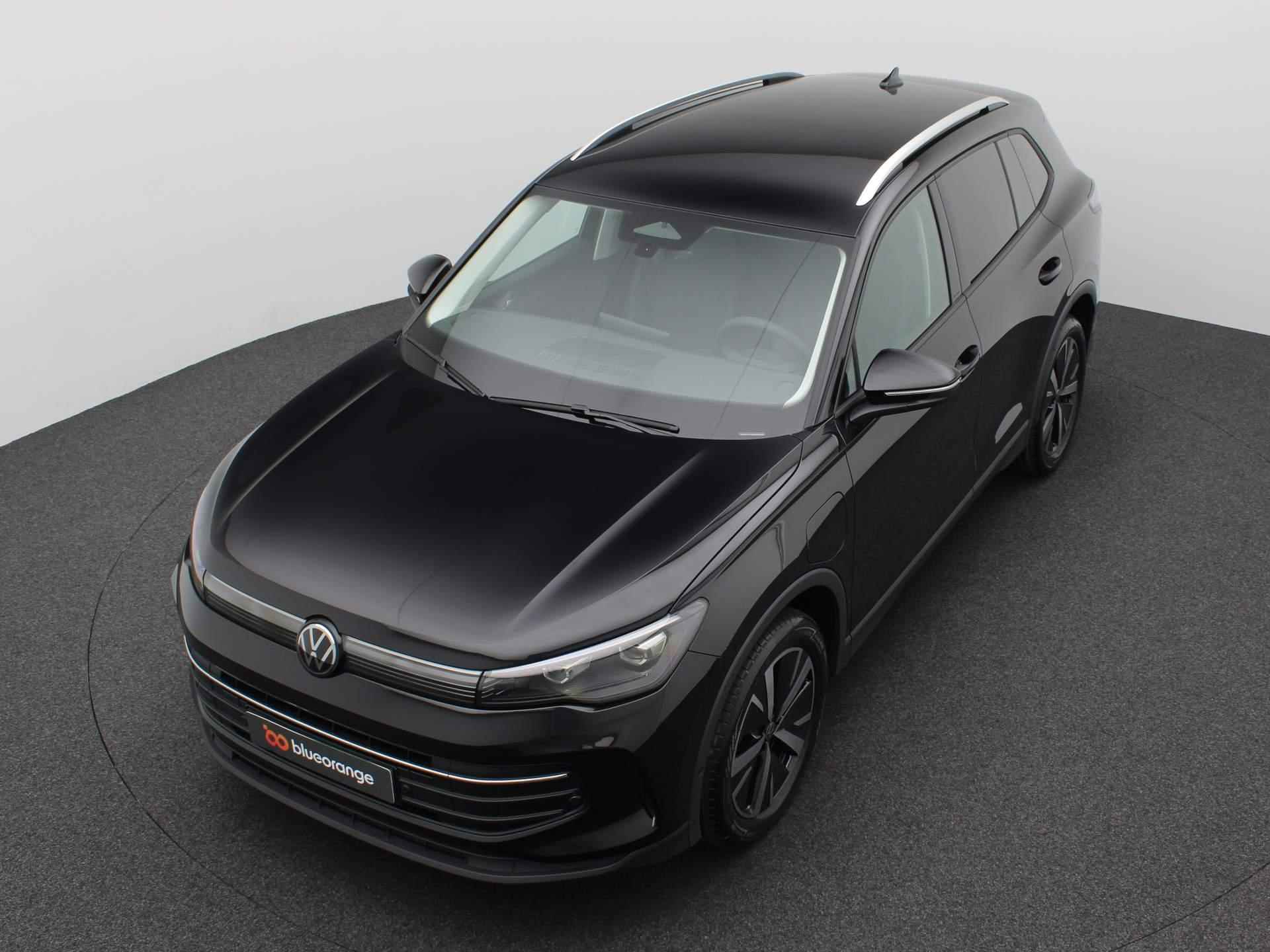 Volkswagen Tiguan 1.5 eHybrid Life Edition 204PK DSG Trekhaak, achteruitrijcamera, stuur/stoelverwarming, keyless, side assist, virtual pedal, alarm, 19'' lichtmetaal - 14/49