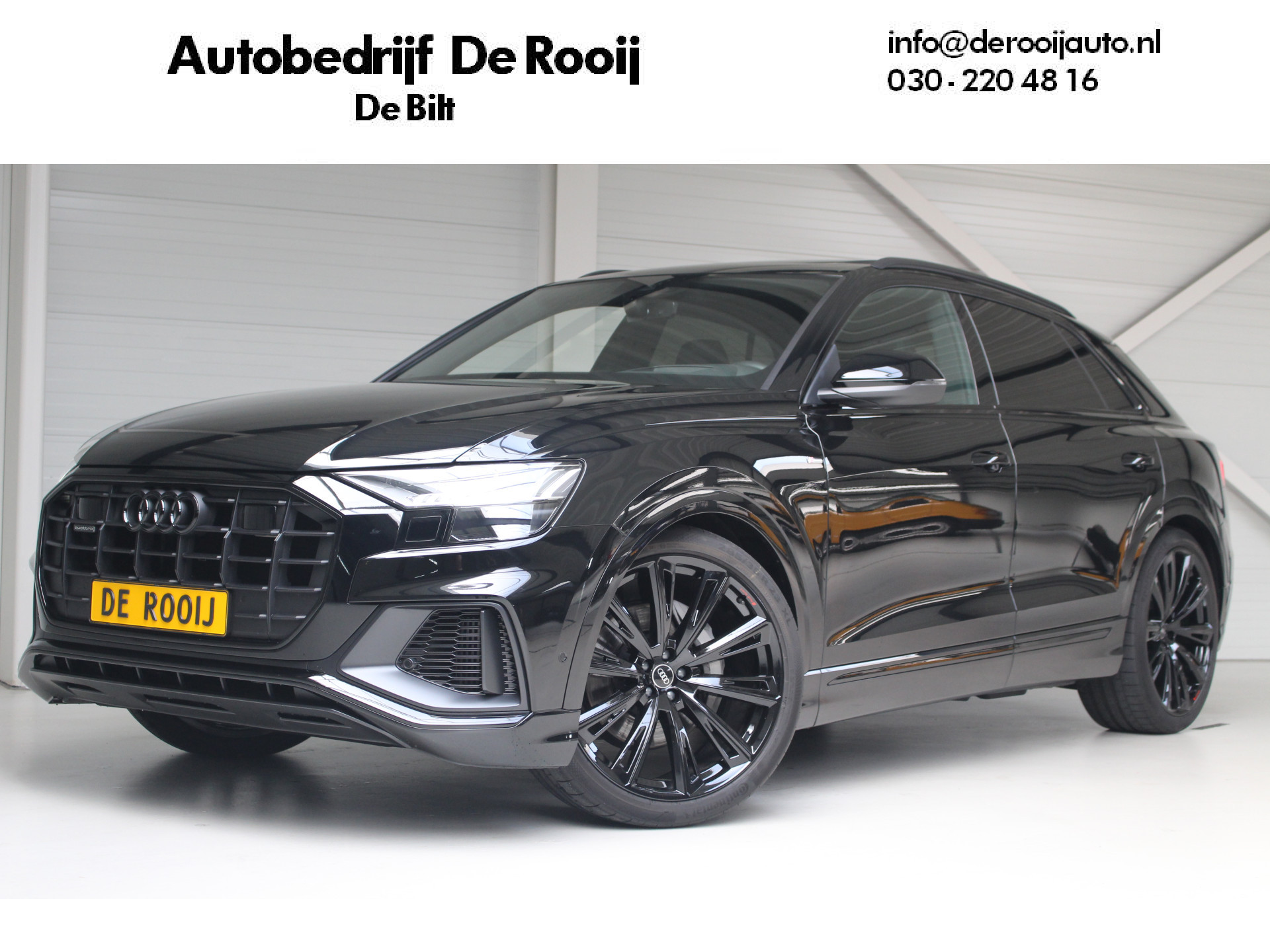 Audi Q8 55 TFSI S-Line Black Optic Panoramadak | HUD | Trekhaak | Matrix Led | Leder Valcona . bij viaBOVAG.nl