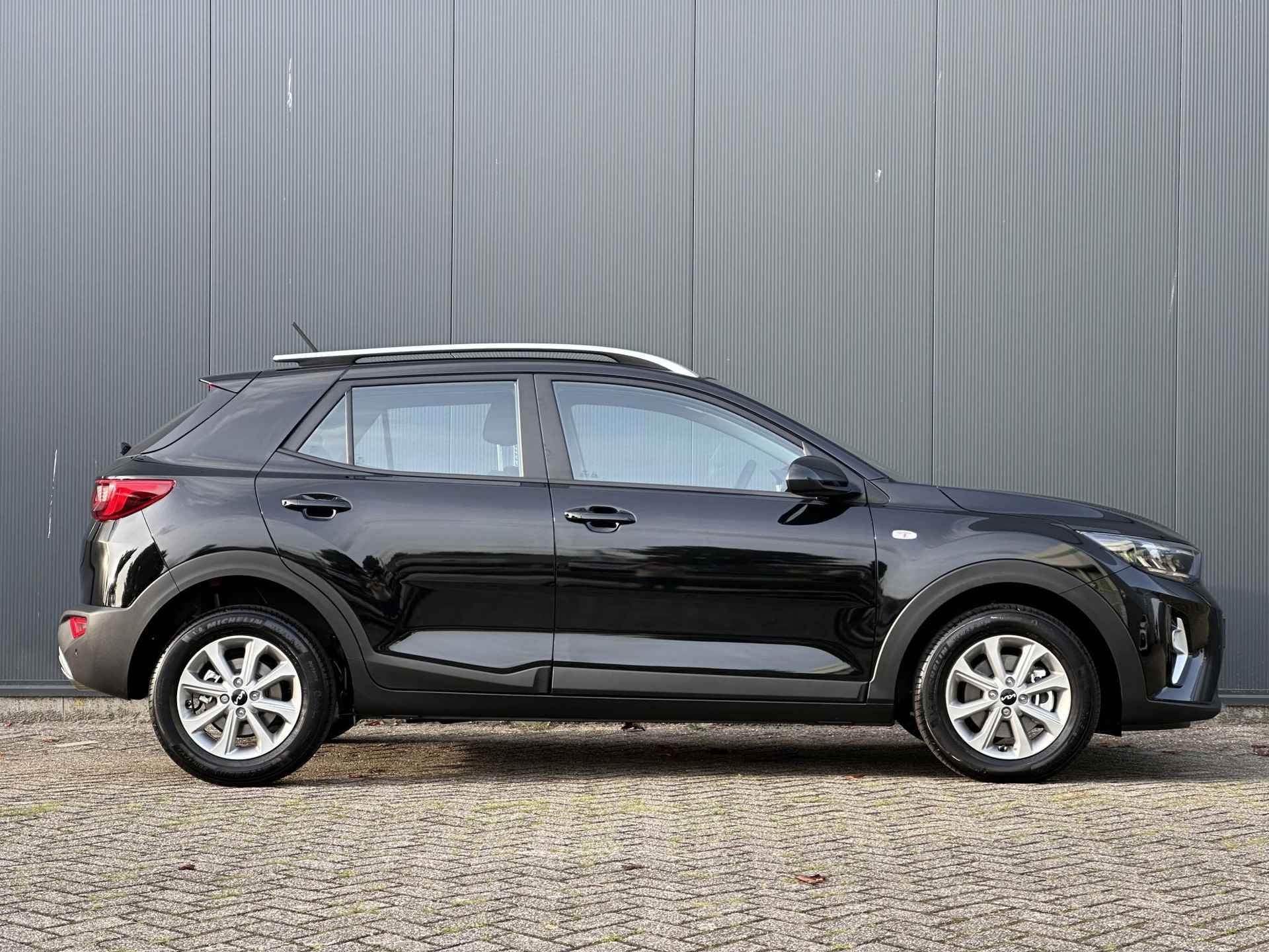 Kia Stonic 1.0 T-GDi MHEV DynamicLine | *Niet op voorraad* | €2.000,- actiekorting | Camera | Airco | Parkeersensoren achter | Apple Carplay | Android Auto - 7/28