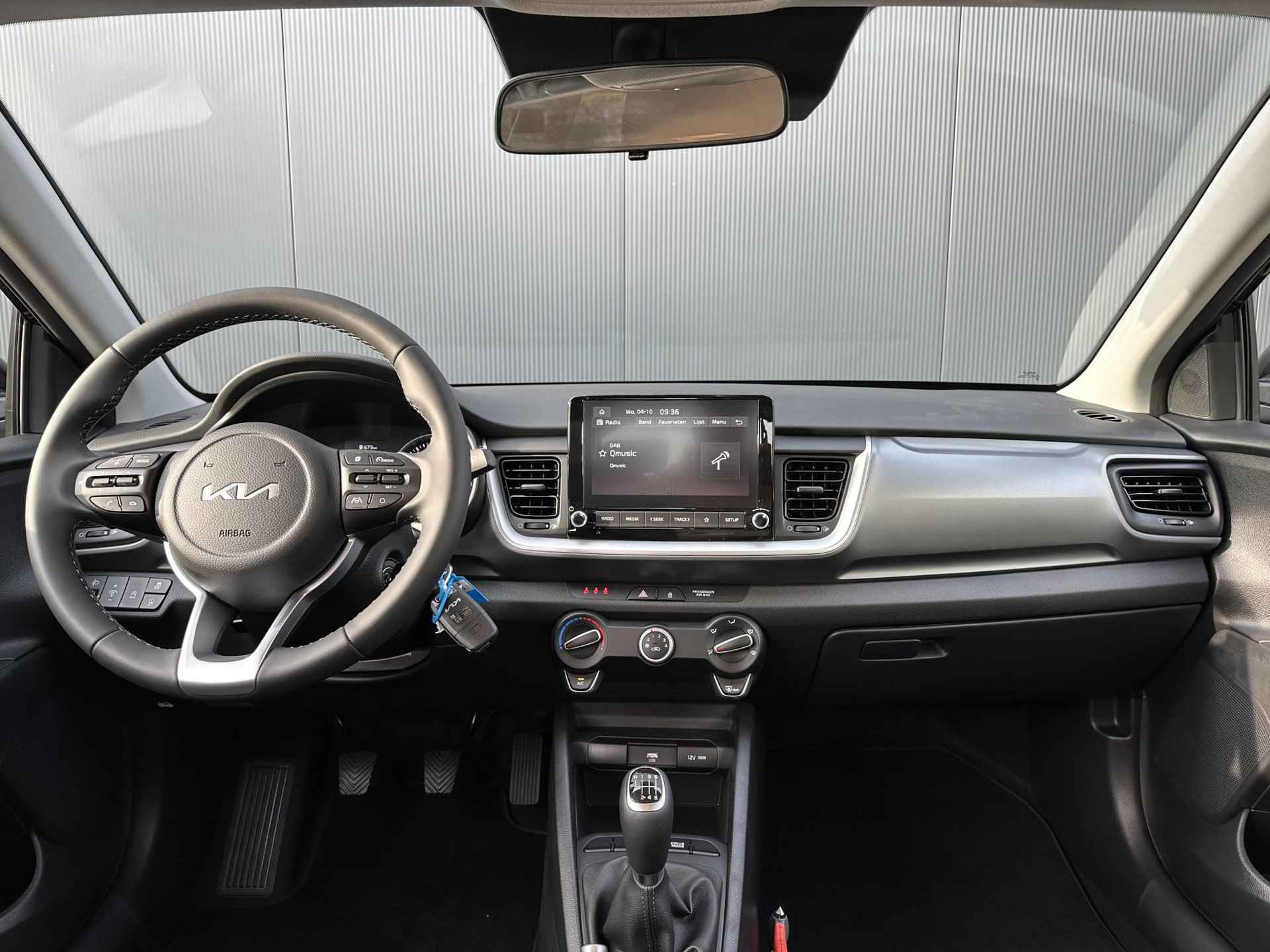 Kia Stonic 1.0 T-GDi MHEV DynamicLine | *Niet op voorraad* | €2.000,- actiekorting | Camera | Airco | Parkeersensoren achter | Apple Carplay | Android Auto - 20/28