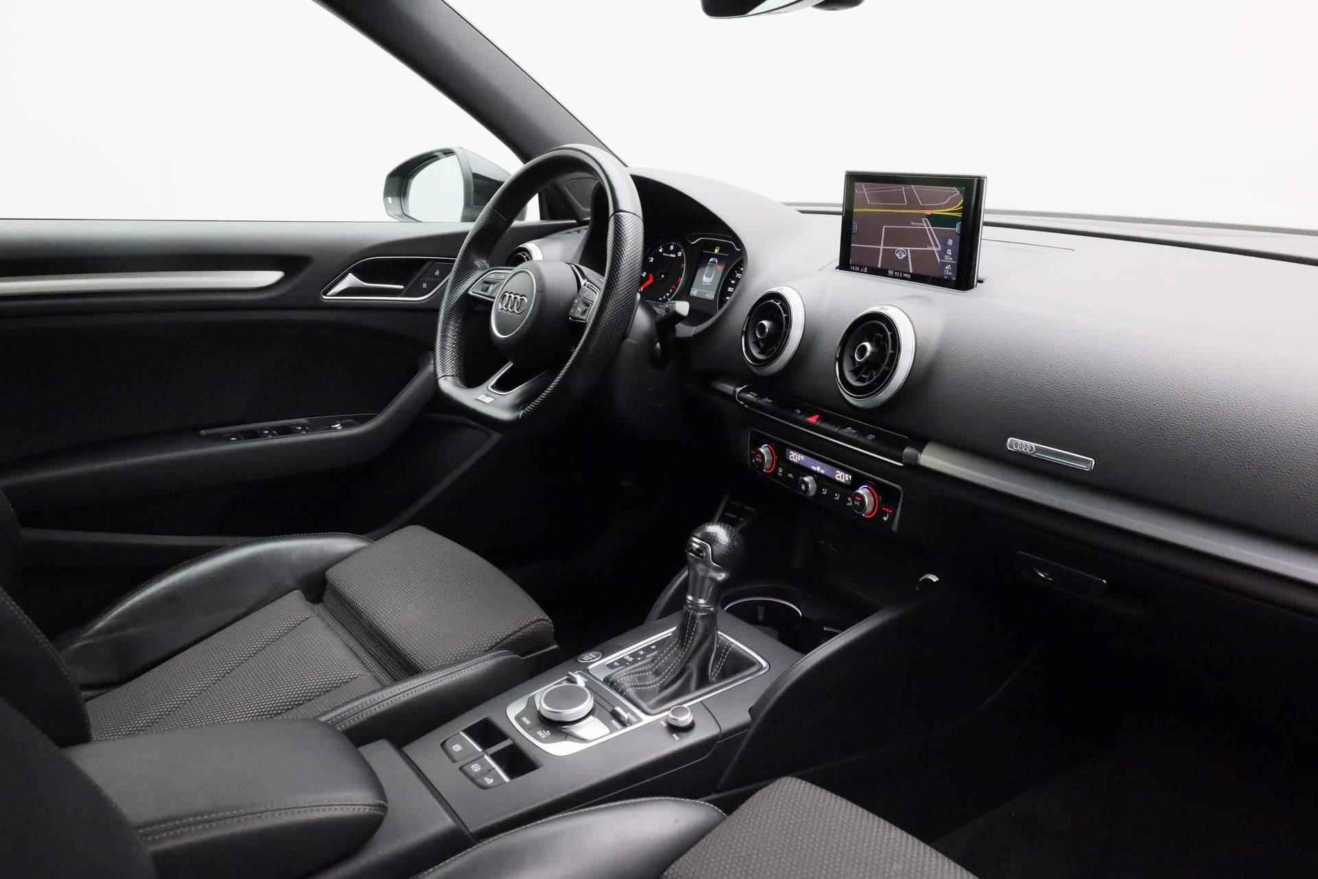 Audi A3 Cabriolet 35 TFSI 150PK S-tronic CoD Sport S Line Edition | Keyless | 19 inch | Navi | Full LED | Apple Carplay / Android Auto - 38/40