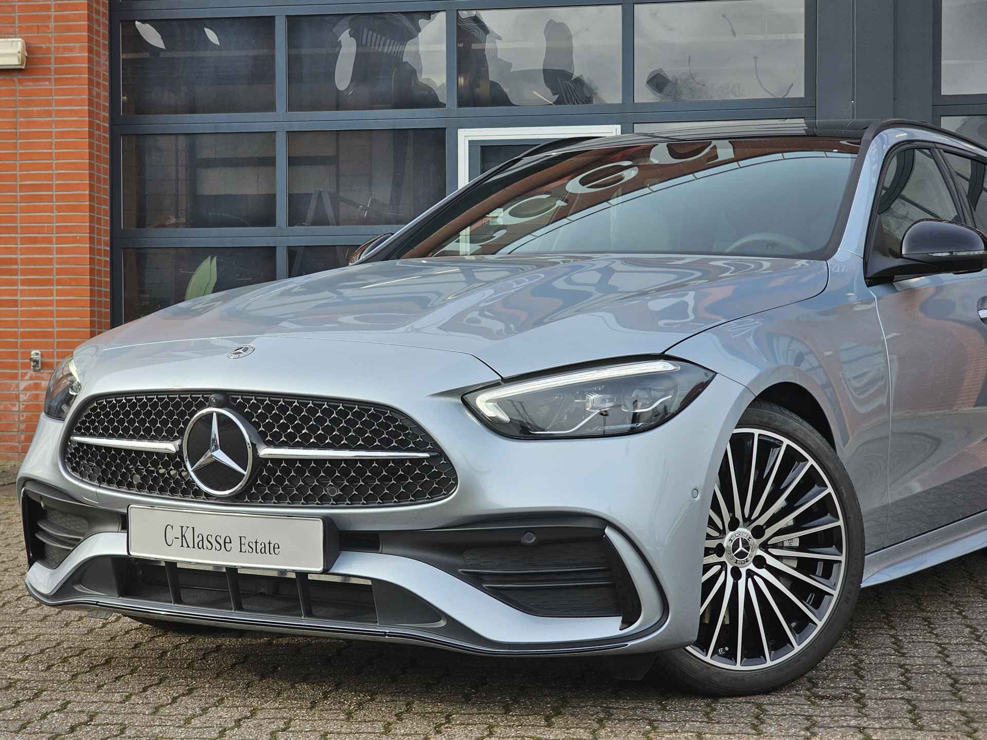 Mercedes-Benz C-Klasse C 180 Estate Premium AMG Line | Panoramadak | Memorypakket | 360° Camera - 4/19