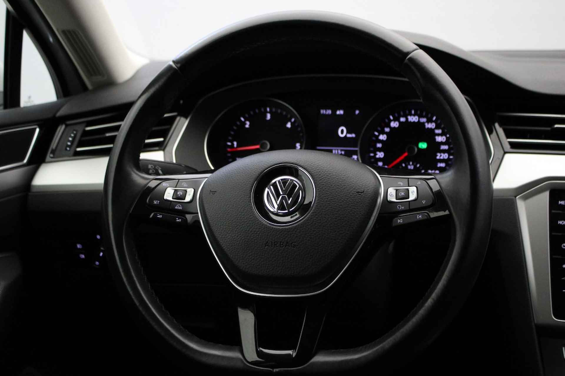 VOLKSWAGEN Passat Variant 2.0 TDI Comfort Business Automaat - Carplay, Stoelverw. - 13/38