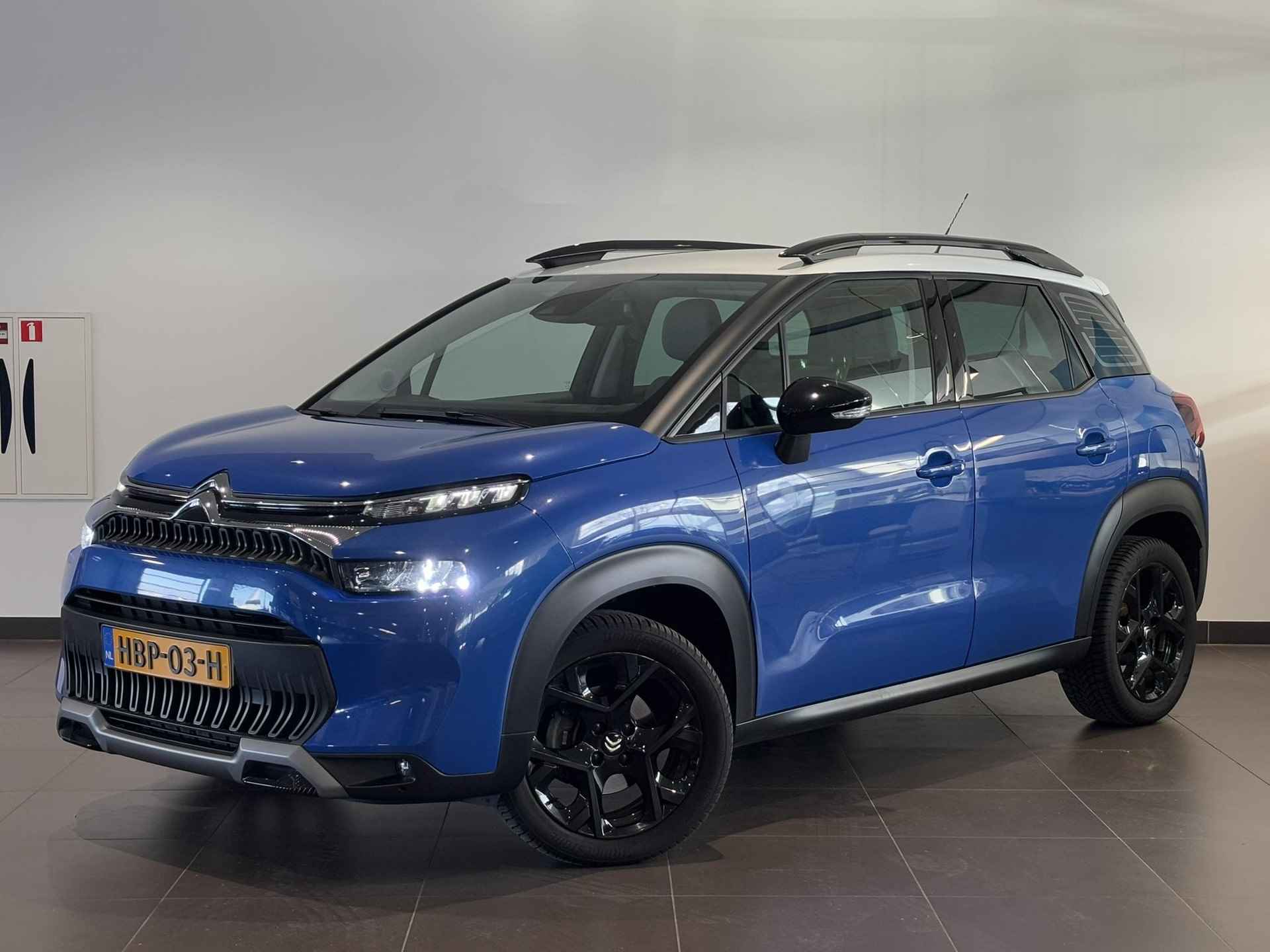 Citroën C3 Aircross SUV Shine Pack 1.2 Turbo 130pk EAT6 AUTOMAAT | CAMERA | NAVI | STOELVERW. | LEDER | KEYLESS ENTRY | HEAD-UP DISPLAY | DAB+ | CLIMA - 3/72