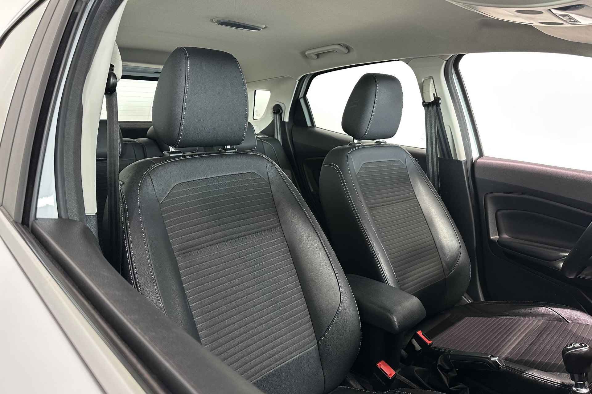 Ford EcoSport 1.0 EcoBoost Titanium | Navigatie | B&O | Trekhaak - 22/31