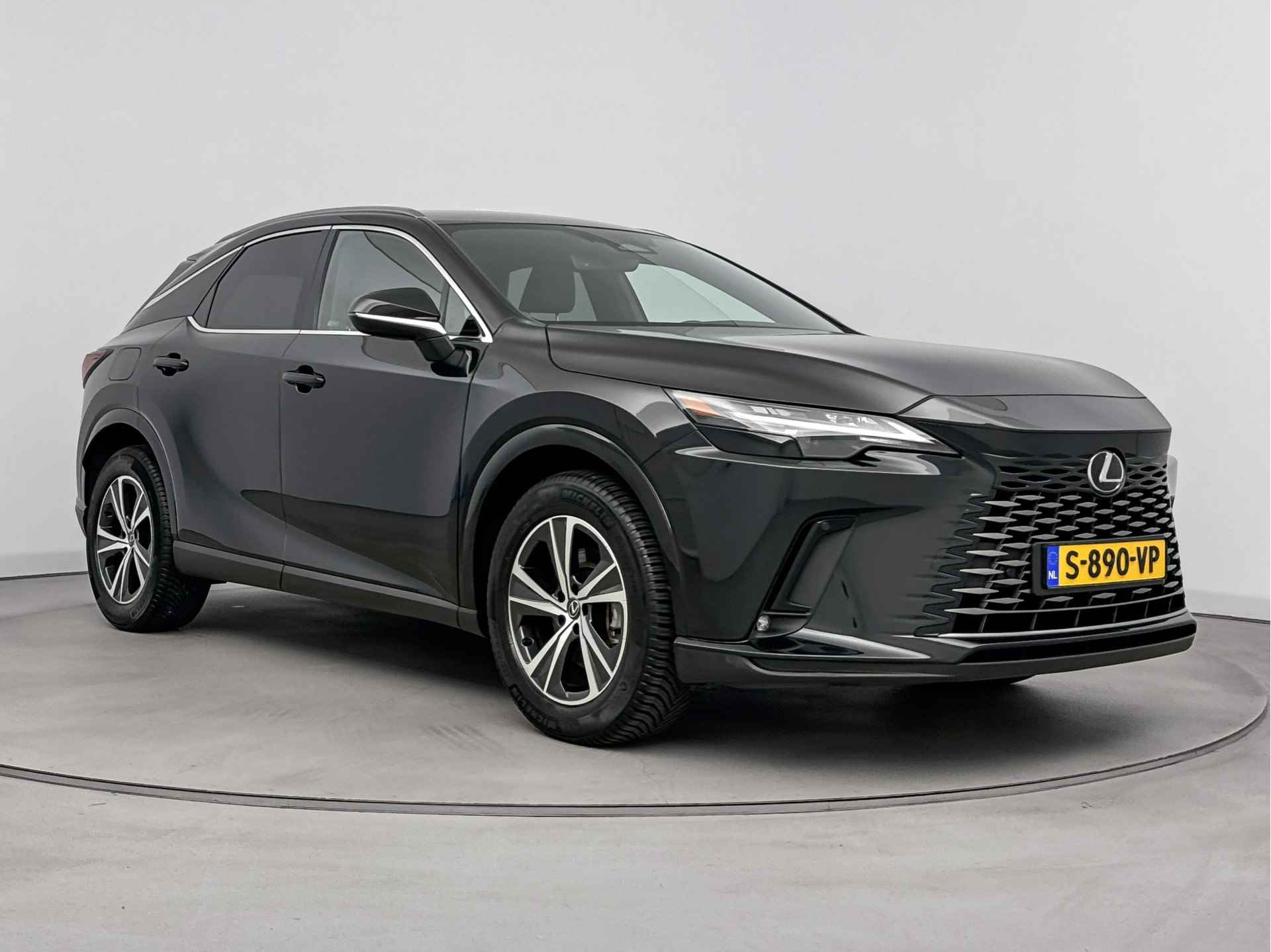 Lexus RX 450h+ Plug-in Hybrid Comfort Line | All-season banden | - 28/41