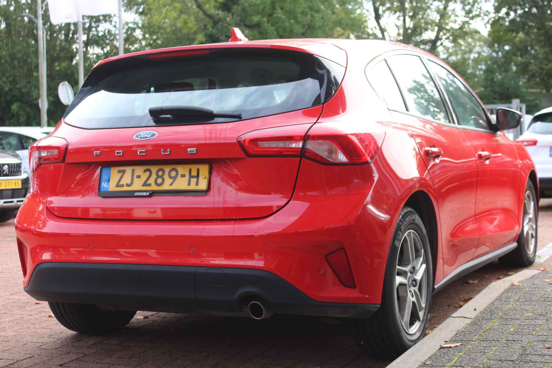 Ford Focus 1.0 EcoBoost *Trend* | Dealer OH | Trekhaak | Carplay | Navigatie | A/C | Cruise Control | Orig. NL | - 6/22