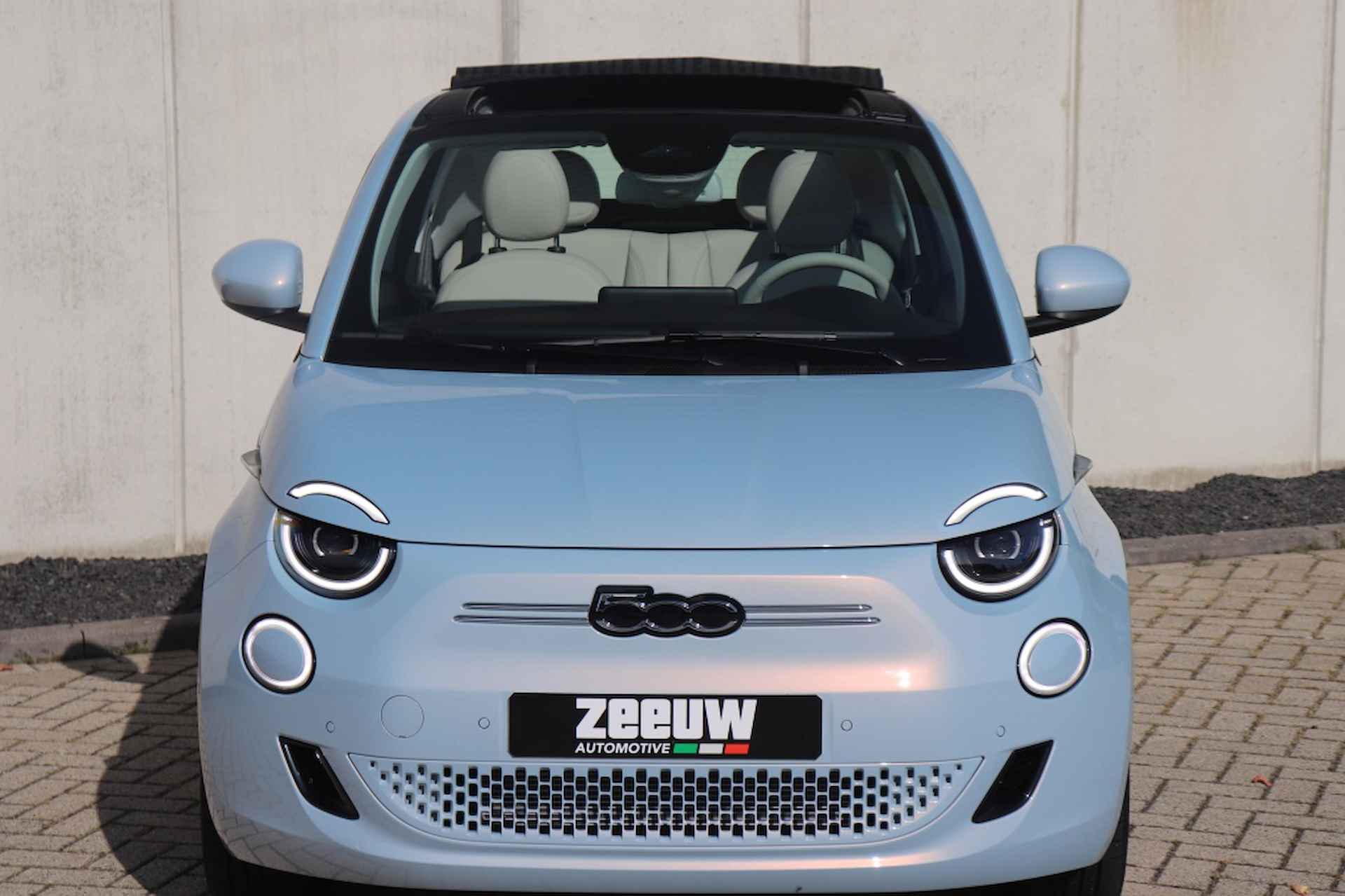 Fiat 500e Cabrio La Prima 42 kWh | Technology | Winter | 17" - 5/40