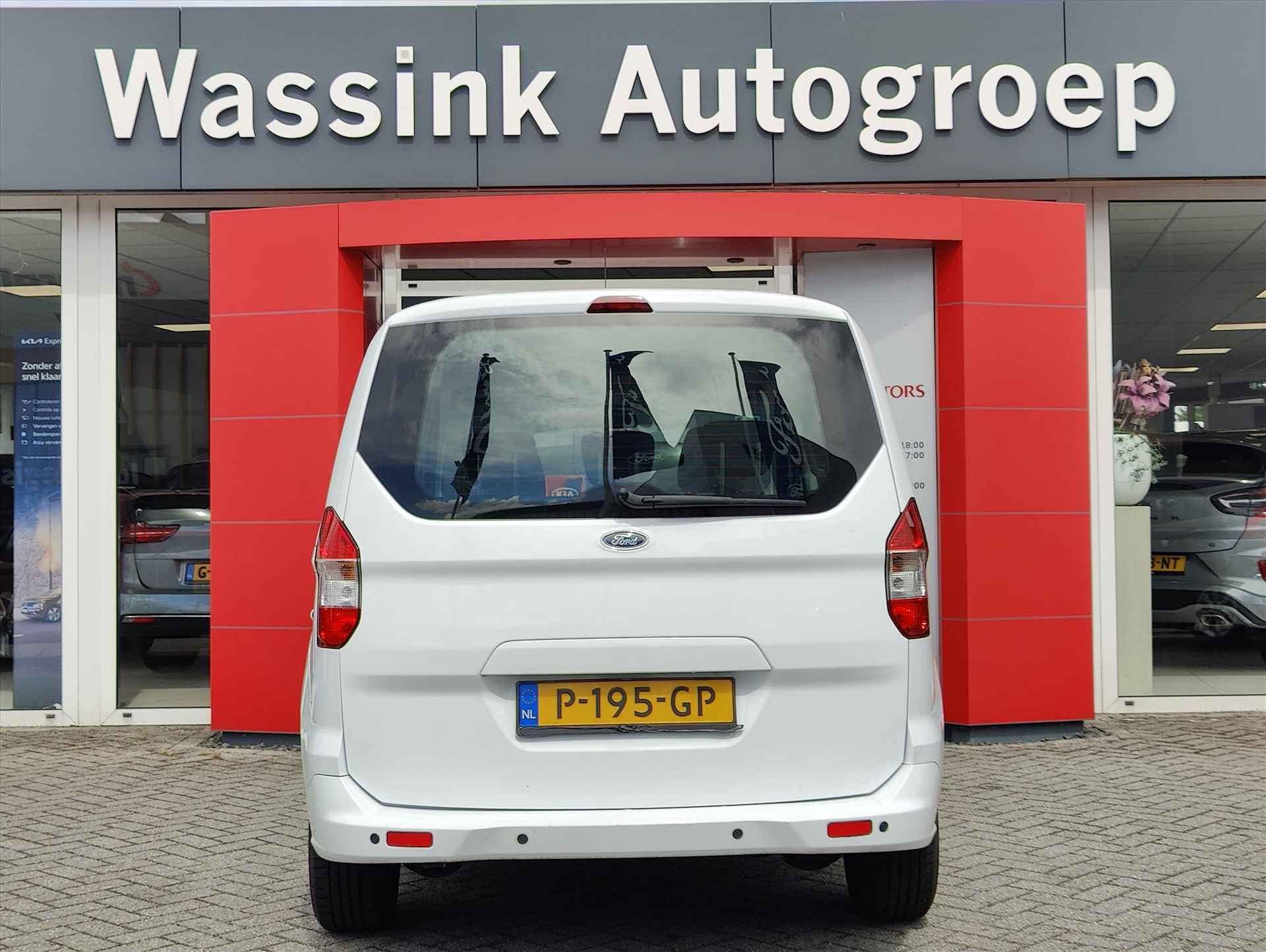 Ford Tourneo Courier 1.0 Ecoboost 100pk |  5 Persoons | Airconditioning | Radio met Bluetooth | Stoelverwarming | slechts 38.000KM | - 6/32