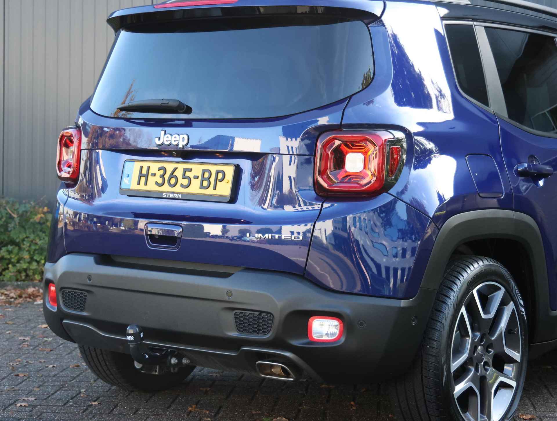 Jeep Renegade 1.3T 150pk Freedom (AUTOM./1ste eig./All-seasons/Camera/Climate/NAV./T.haak/NL Auto!) - 41/43