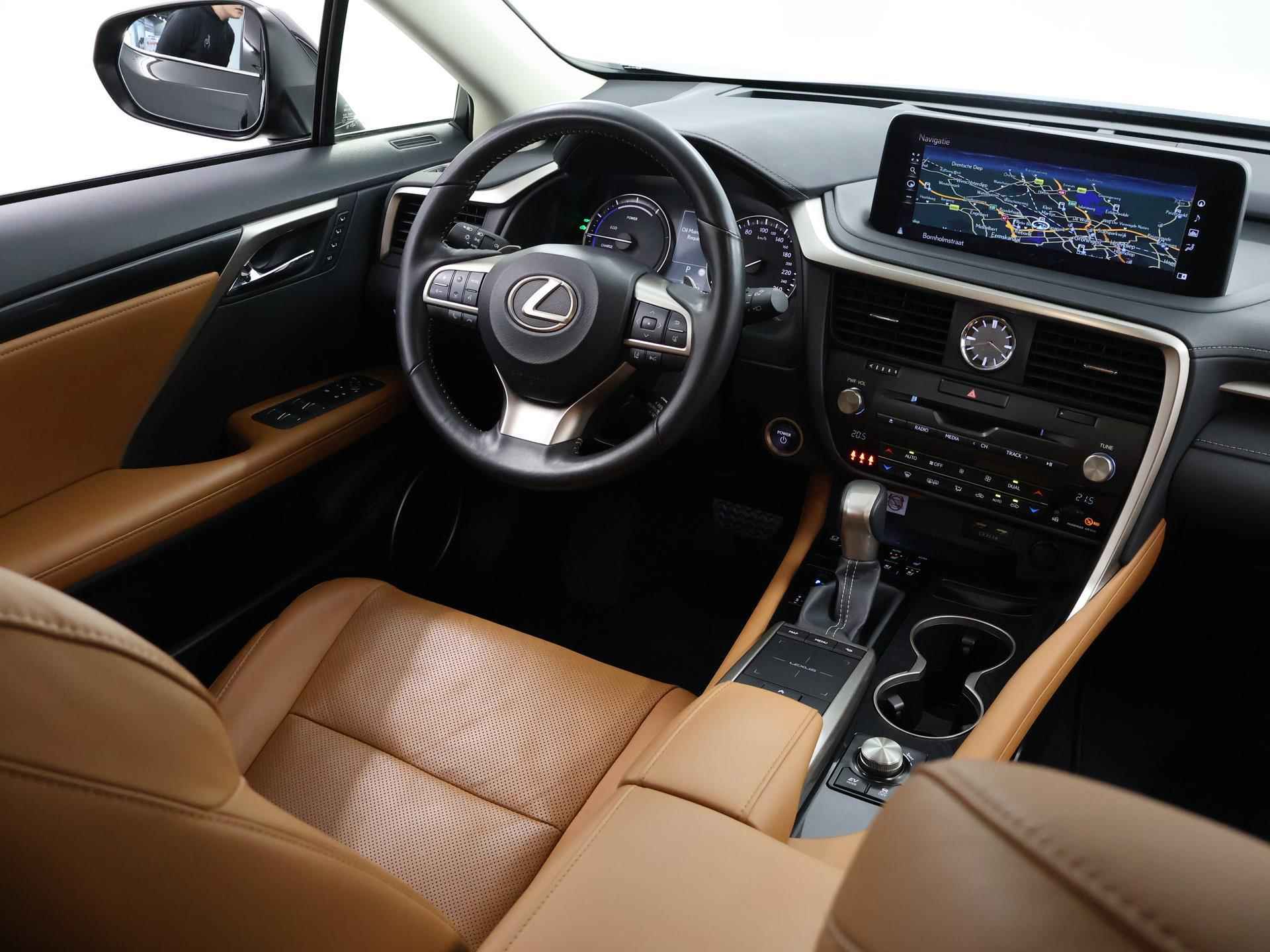 Lexus RX 450h AWD Executive Line | Trekhaak | Leder met Memory | Dodehoekdetectie | Stoelverwarming | Keyless Go | Navigatie | - 10/49