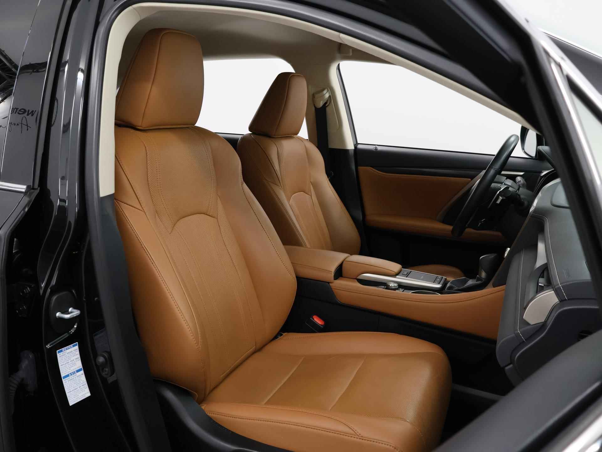 Lexus RX 450h AWD Executive Line | Trekhaak | Leder met Memory | Dodehoekdetectie | Stoelverwarming | Keyless Go | Navigatie | - 11/49