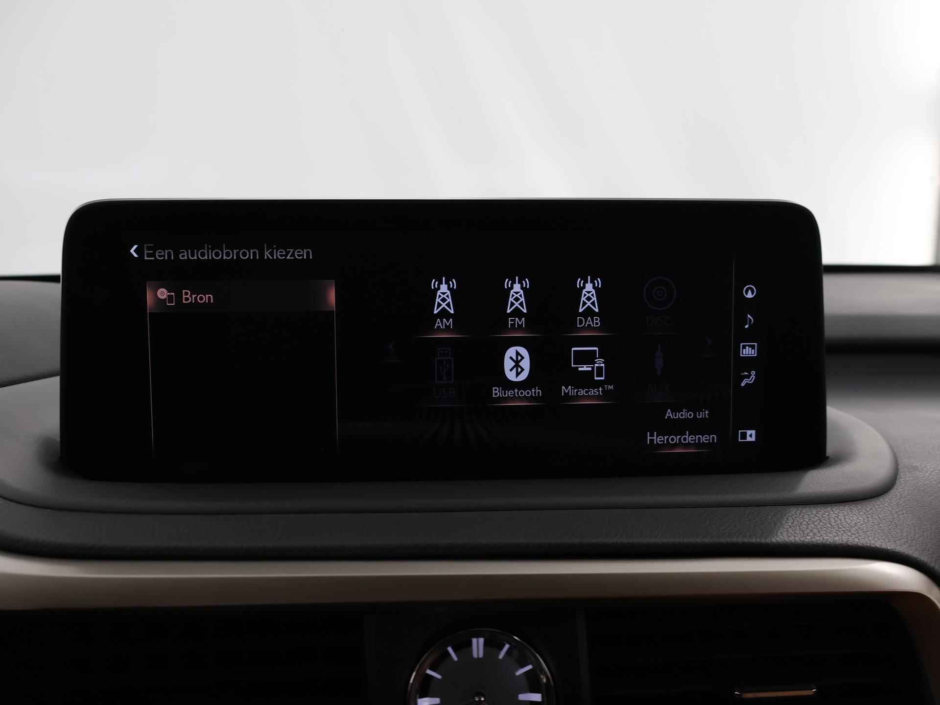 Lexus RX 450h AWD Executive Line | Trekhaak | Leder met Memory | Dodehoekdetectie | Stoelverwarming | Keyless Go | Navigatie | - 17/49