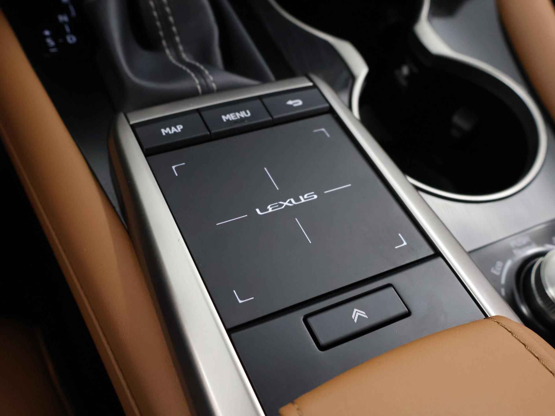 Lexus RX 450h AWD Executive Line | Trekhaak | Leder met Memory | Dodehoekdetectie | Stoelverwarming | Keyless Go | Navigatie | - 29/49