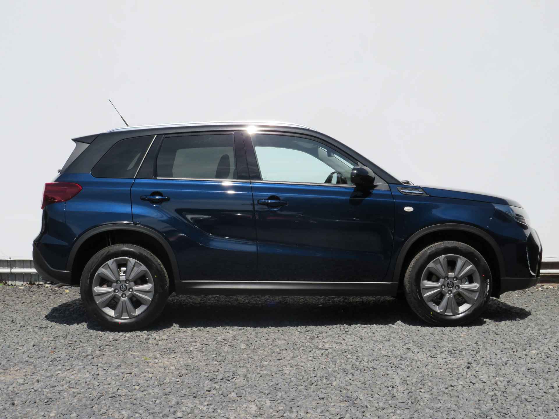 Suzuki Vitara 1.4 Boosterjet Select Smart Hybrid, FACELIFT 2024! Keyless, 6 JAAR GARANTIE, Achteruitrijcamera,  Adaptieve Cruise Control - 3/39