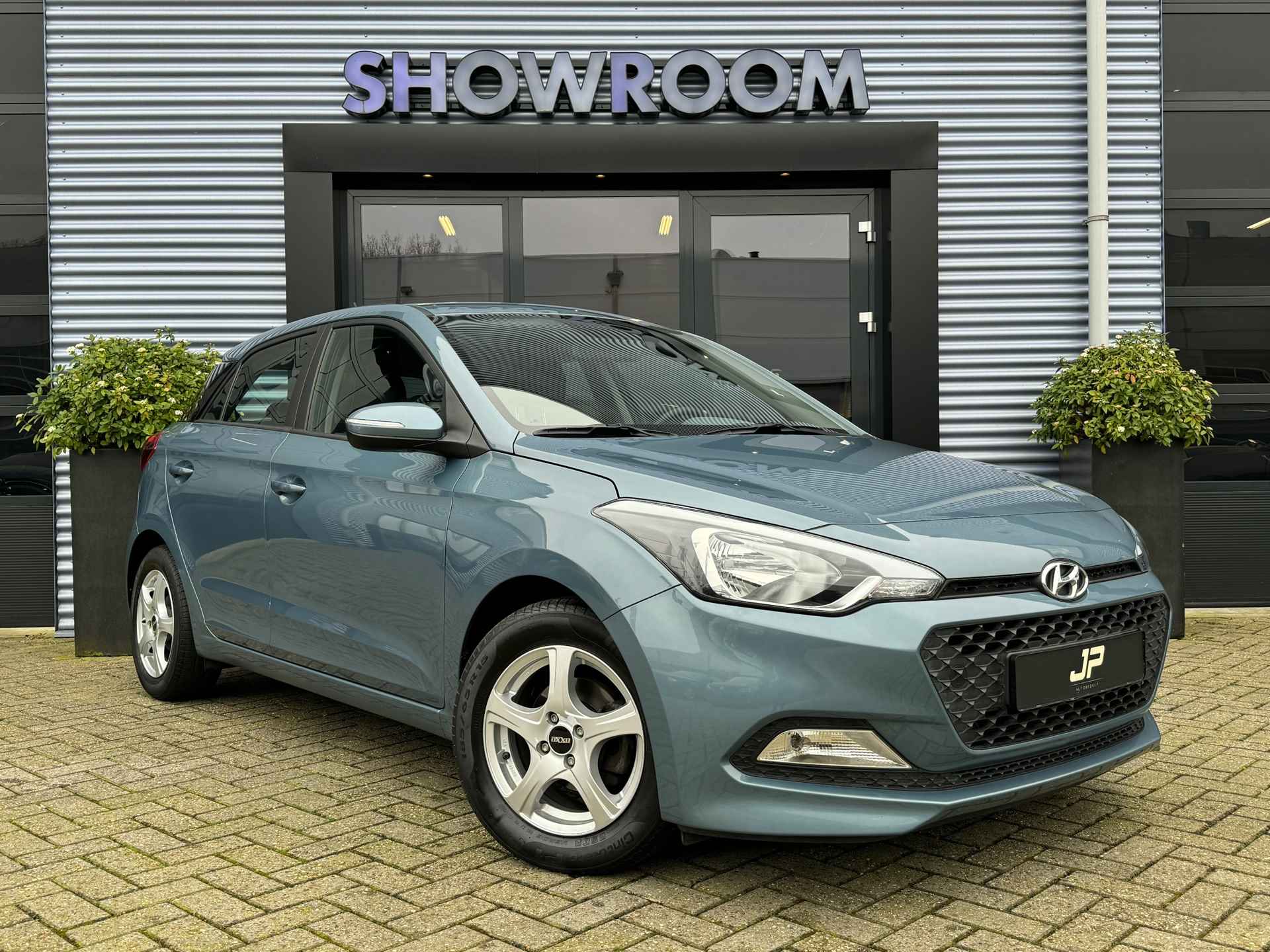 Hyundai I20 1.2 Avctive Airco|Elektrische ramen en Spiegels|Lichtmetalen Velgen - 9/24