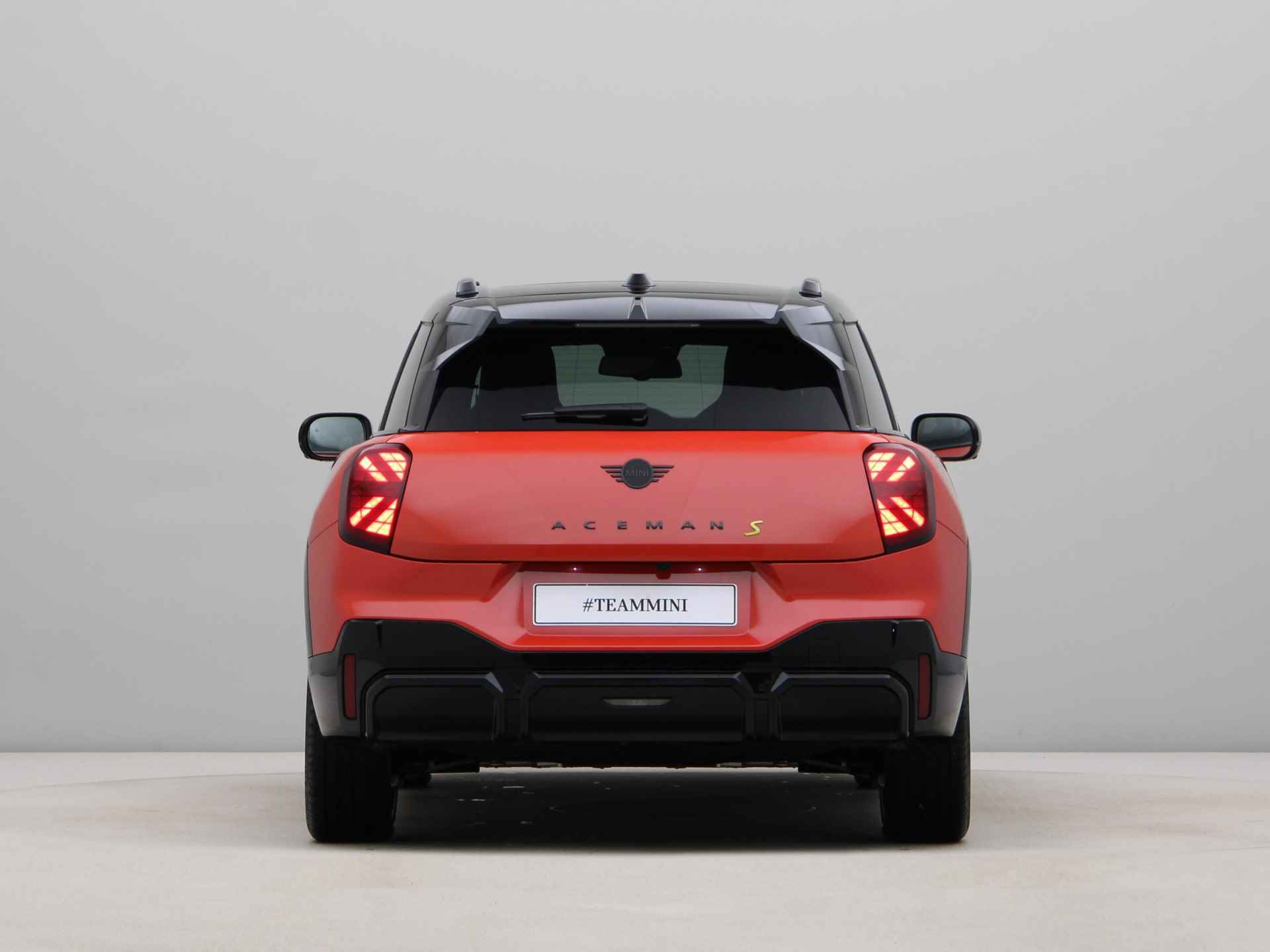 MINI Aceman SE John Cooper Works Pakket XL PRIVATE LEASE EUR 615,- (48 mnd/10.000 km) - 7/26