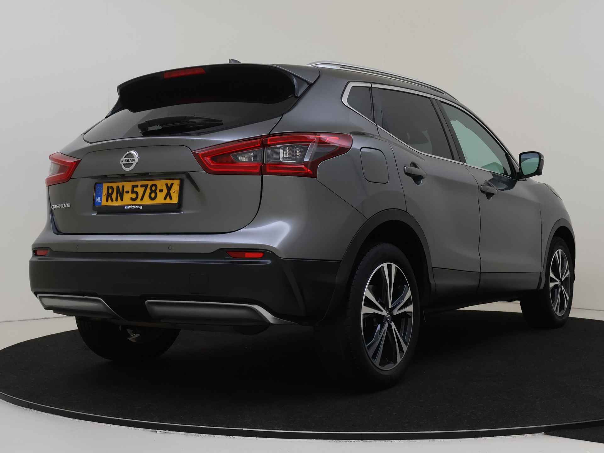 Nissan QASHQAI 1.2 N-Connecta Automaat | Design Pack | Parkeercamera - 11/42