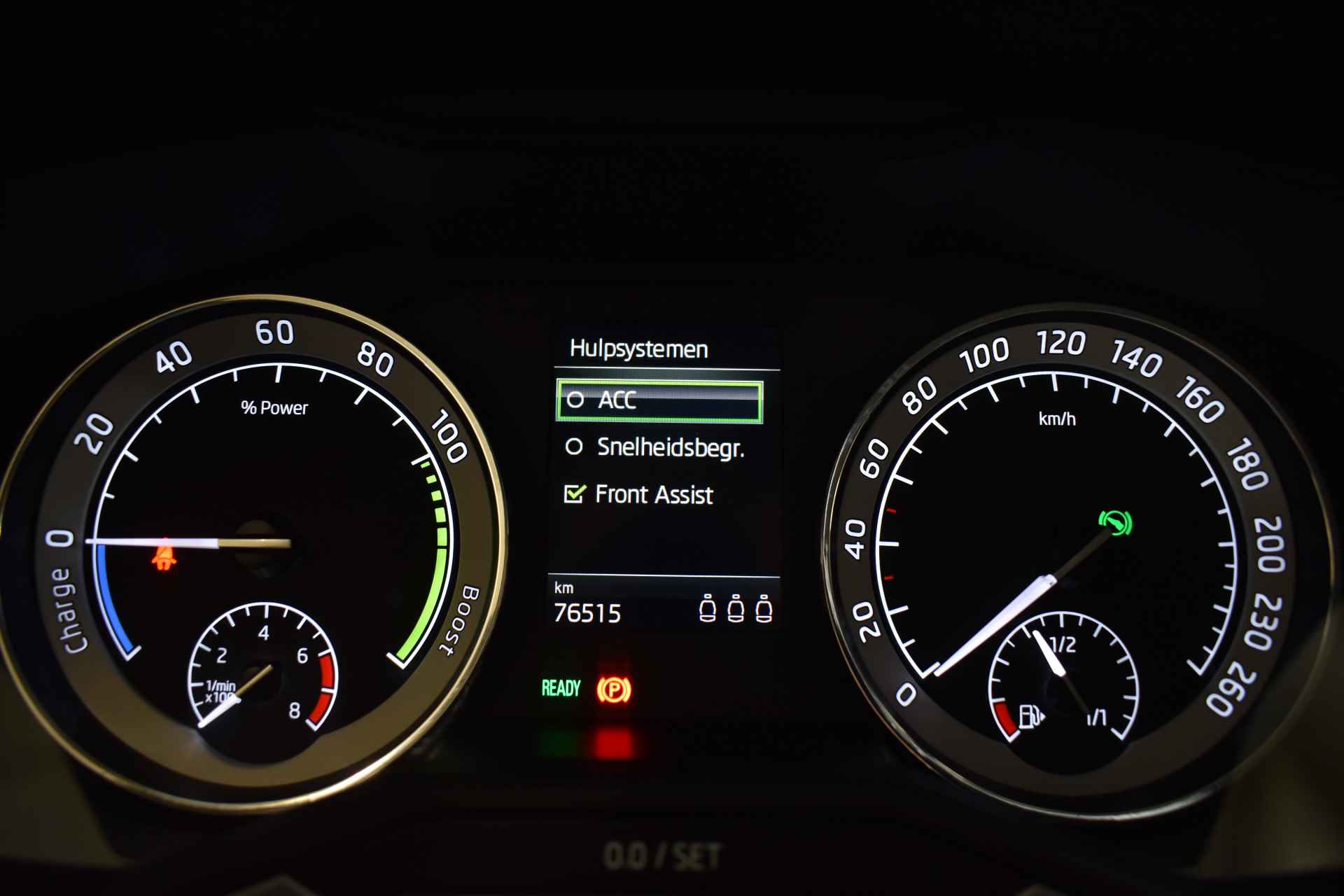 Škoda Superb Combi iV 218PK DSG HYBRID BUSINESS NAVI/PDC/CARPLAY - 21/38