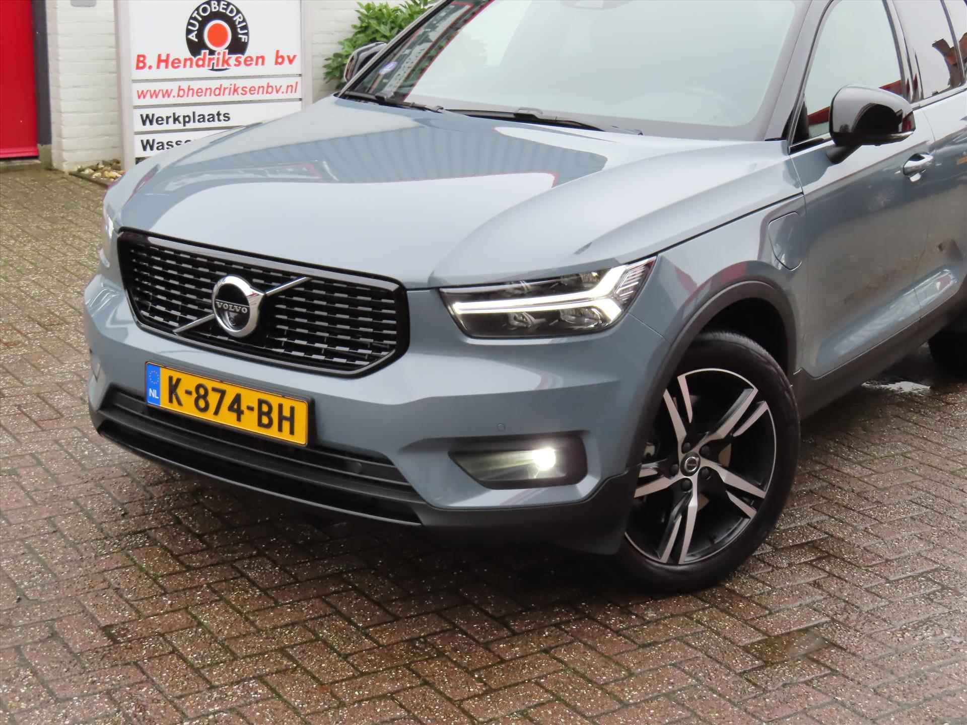 VOLVO Xc40 T5 Twin Engine 262pk Geartronic R-Design/ Trekhaak/ Adaptieve cruise/ Navi /Harman & Kardon sound/ DAB/ Apple Carplay/ 1 Eigenaar/ Origineel NL/ NAP - 4/52