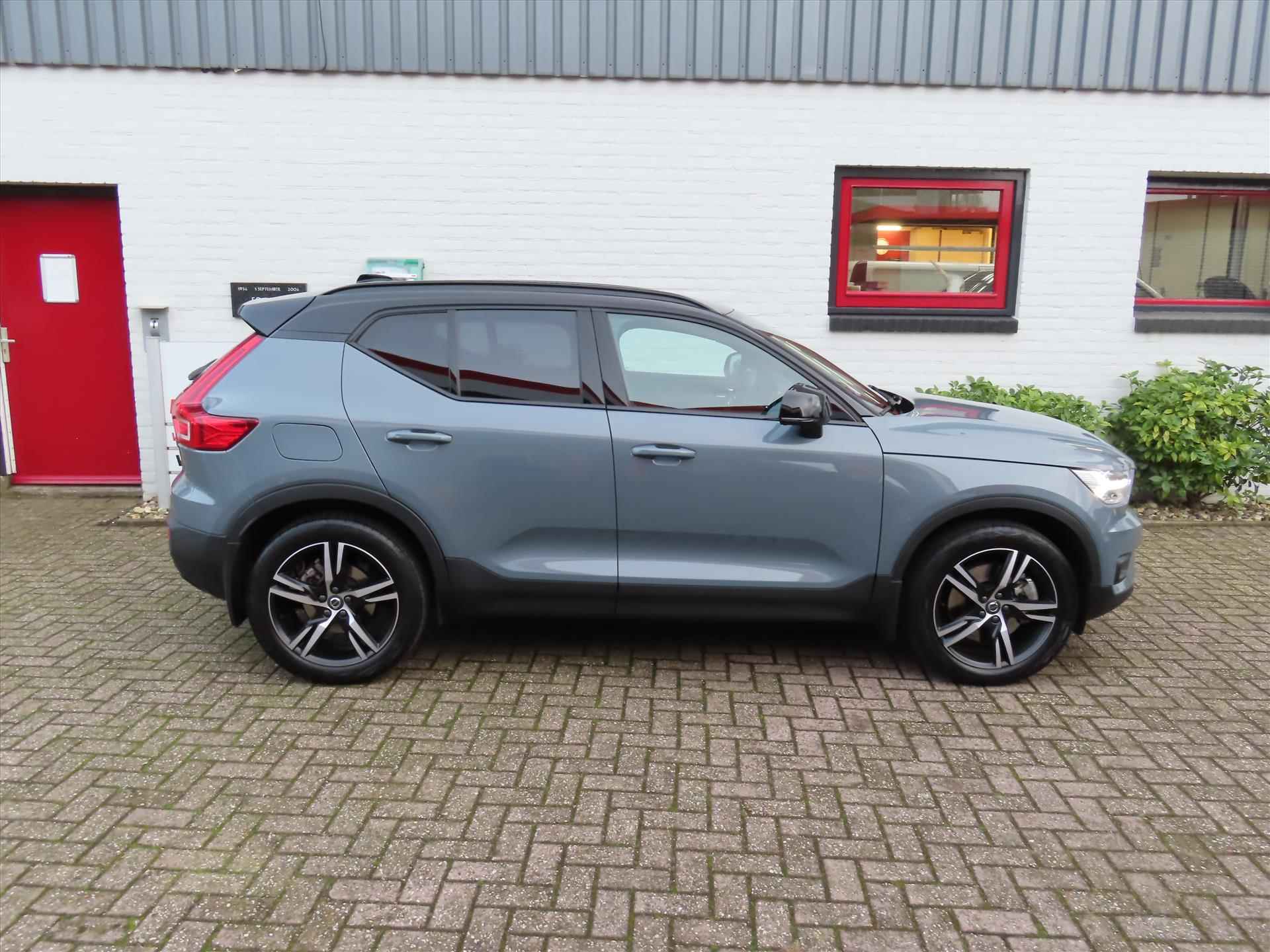 VOLVO Xc40 T5 Twin Engine 262pk Geartronic R-Design/ Trekhaak/ Adaptieve cruise/ Navi /Harman & Kardon sound/ DAB/ Apple Carplay/ 1 Eigenaar/ Origineel NL/ NAP - 5/52