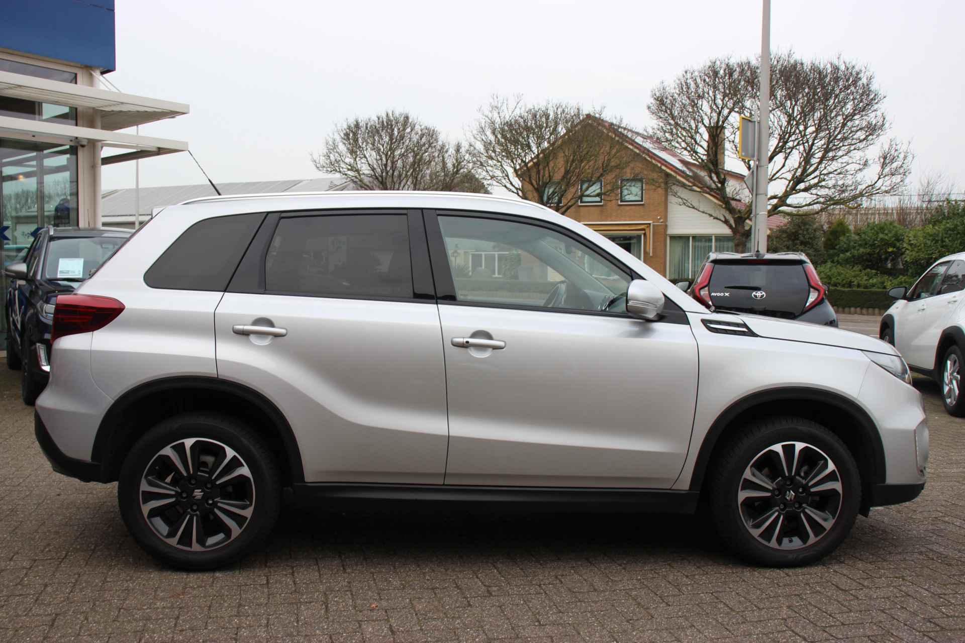 Suzuki Vitara 1.4 Boosterjet Style Hybrid Automaat | Navi | Clima | Cruise | PDC | - 5/39