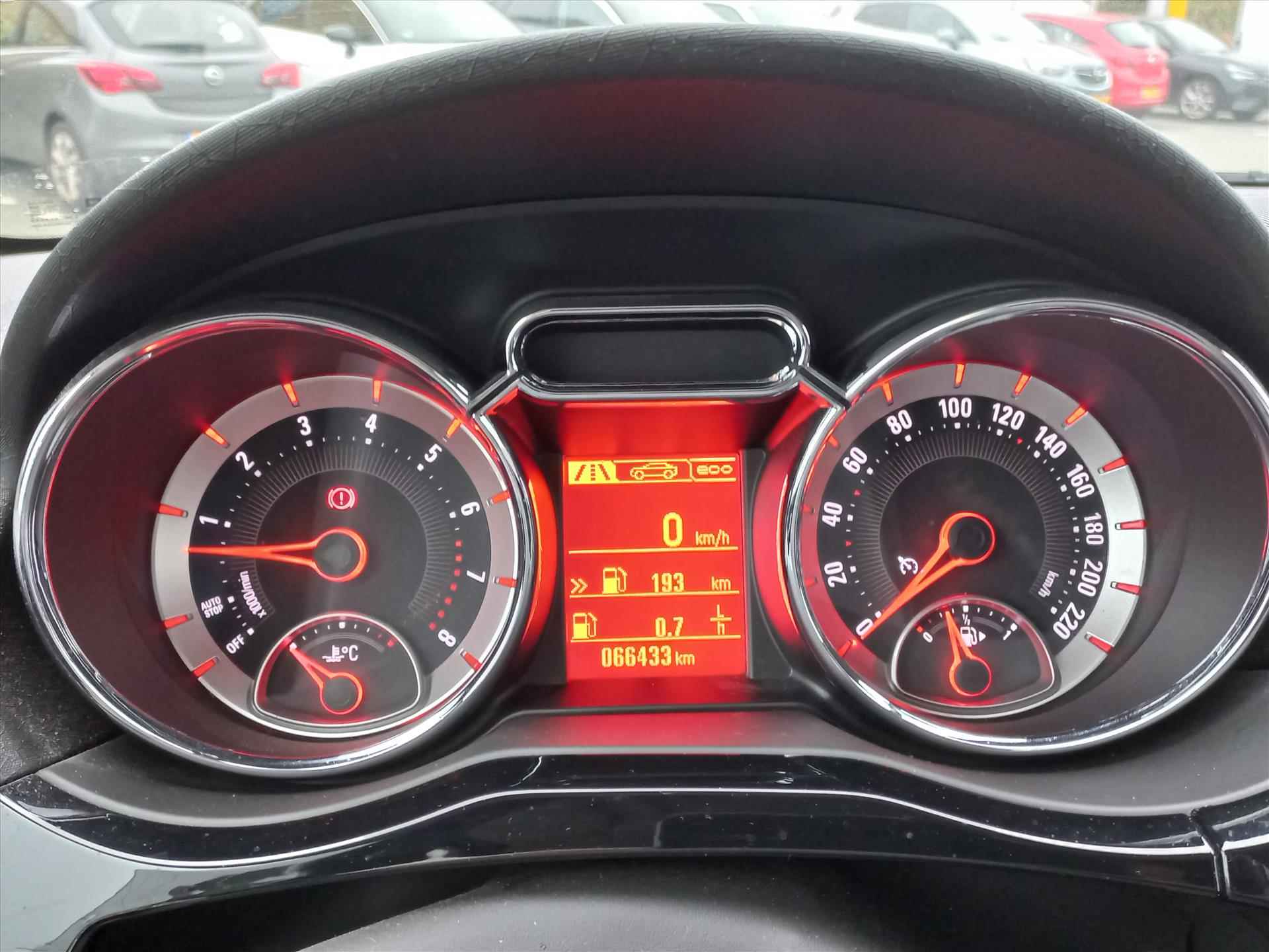 Opel Adam 1.0T 90pk Jam Favourite | Airconditioning | Navigatie via Apple Carplay of Android Auto | Lm velgen | Cruise control - 5/37