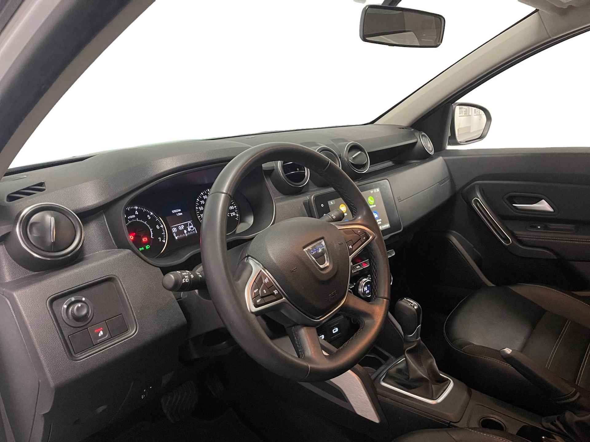 Dacia Duster 1.3 TCe Prestige AUTOMAAT NAVI AIRCO CAMERA PARKEERSENSOREN CRUISE CONTROLE TREKHAAK APPLE CARPLAY ANDROID AUTO LEER STOELVERWARMING ZEER MOOIE AUTO DIKKE UITVOERING - 5/17