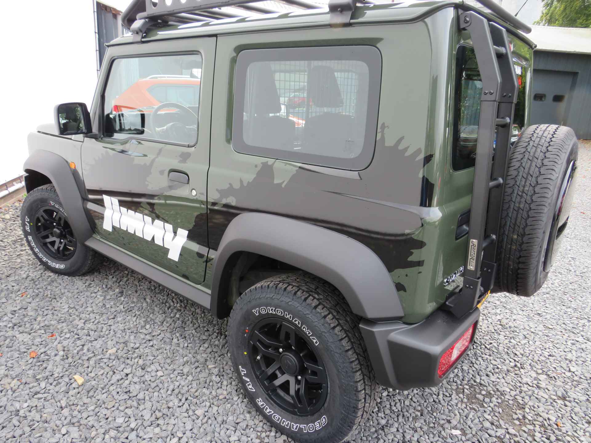 Suzuki Jimny 1.5 Allgrip Pro, Bull-Bar, Terreinbanden met LM-Velgen, ORG NL! Dakrek met trap, Speciale uitvoering!! - 24/31