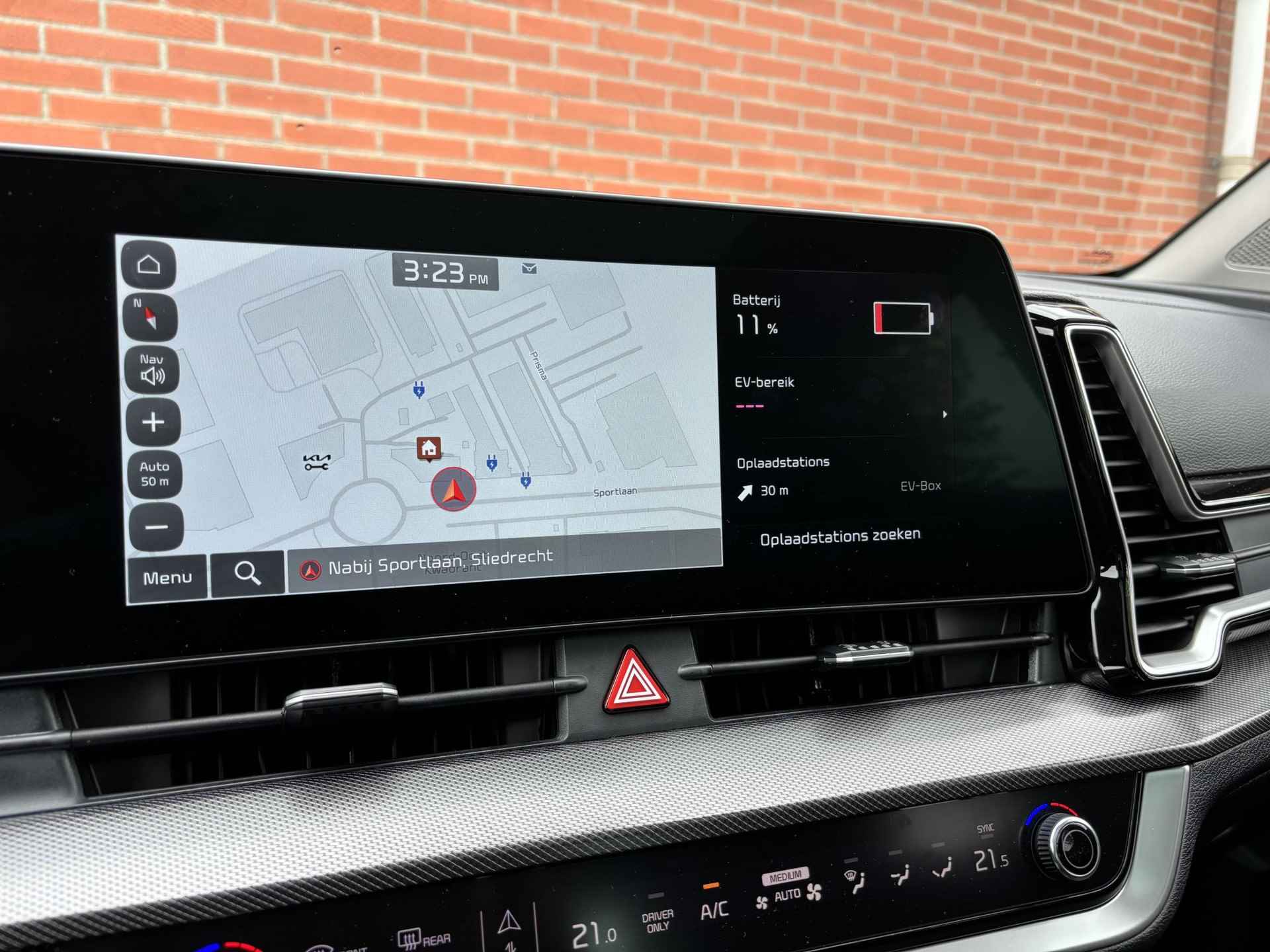 Kia Sportage 1.6 T-GDi Plug-in Hybrid AWD DynamicPlusLine | Panorama schuif/kanteldak | 19 inch lichtmetalen velgen | Matrix LED-koplampen - 24/28