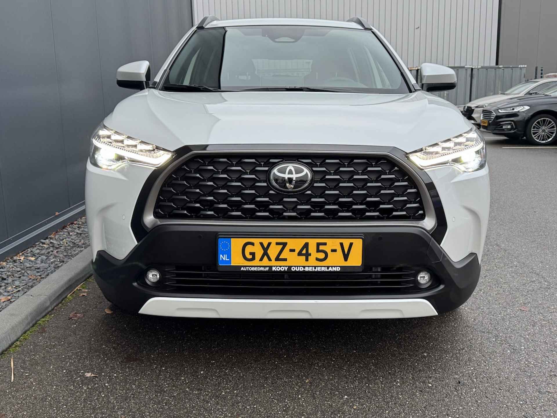 Toyota Corolla Cross Hybrid 140 Dynamic Zeer compleet in Nieuwstaat! - 5/39