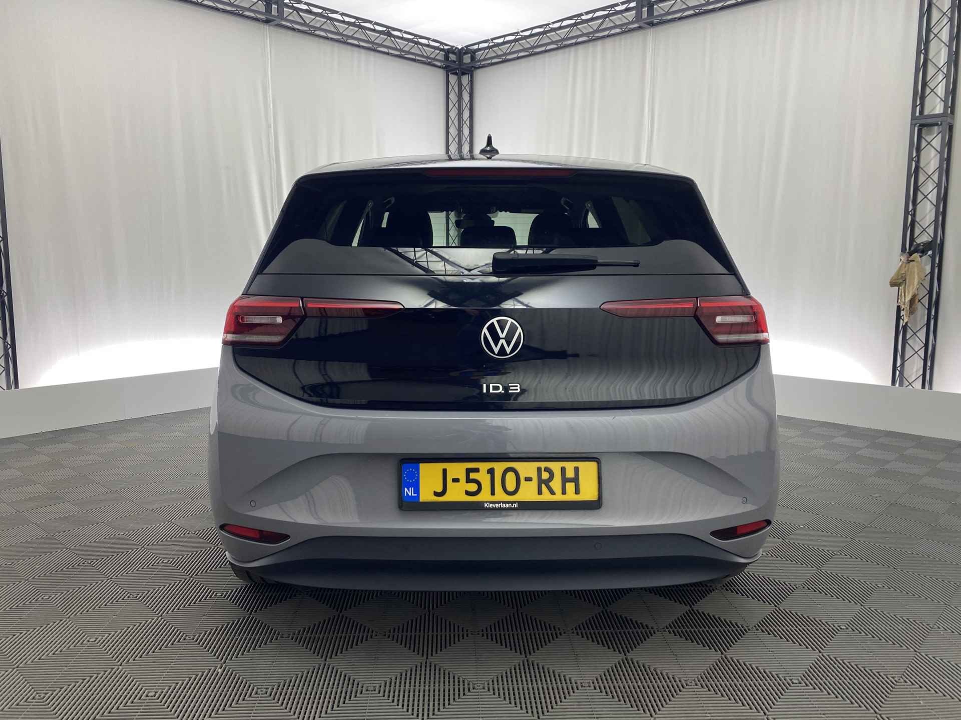 Volkswagen ID.3 First Plus 58 kWh 204 pk | Apple CarPlay | Stoelverw. | Stuurverw. | Camera | DAB+ | - 7/36