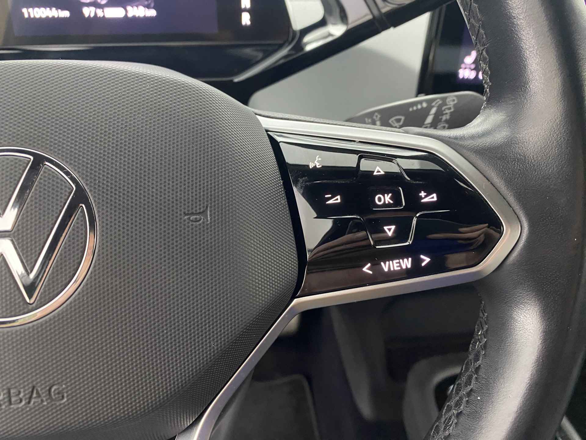 Volkswagen ID.3 First Plus 58 kWh 204 pk | Apple CarPlay | Stoelverw. | Stuurverw. | Camera | DAB+ | - 18/36