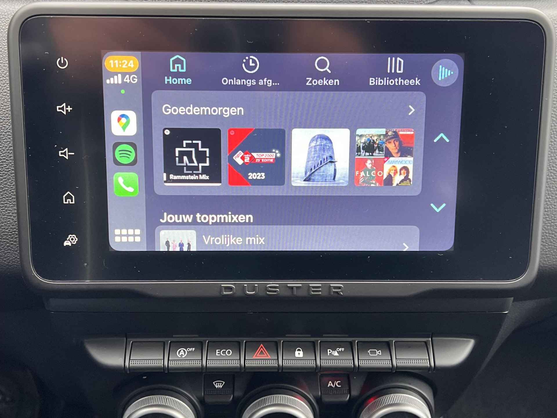 Dacia Duster 1.3 TCe 150 Extreme Automaat / Apple Carplay Android / Navigatie full map / Camera / - 16/52