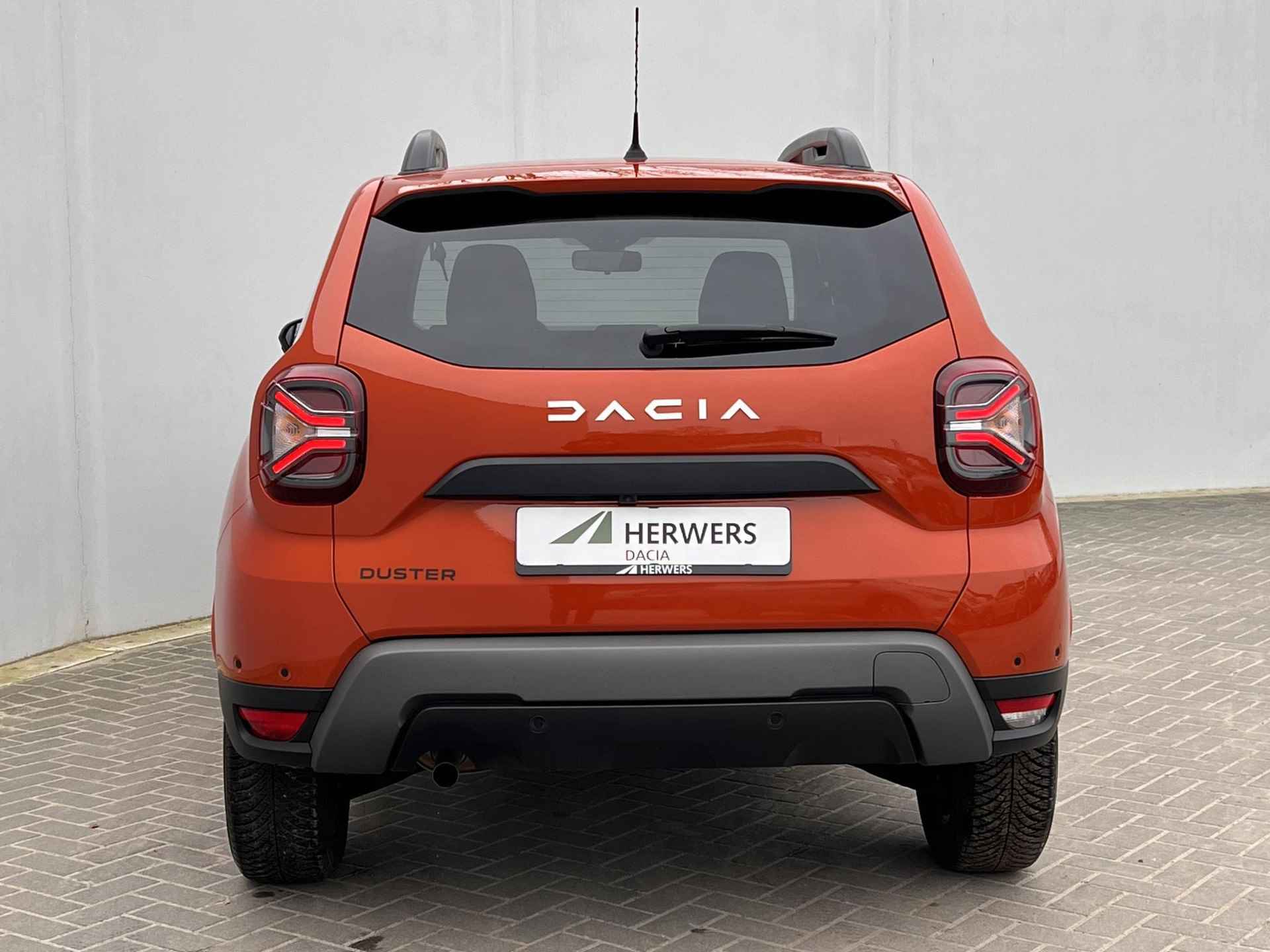 Dacia Duster 1.3 TCe 150 Extreme Automaat / Apple Carplay Android / Navigatie full map / Camera / - 34/52