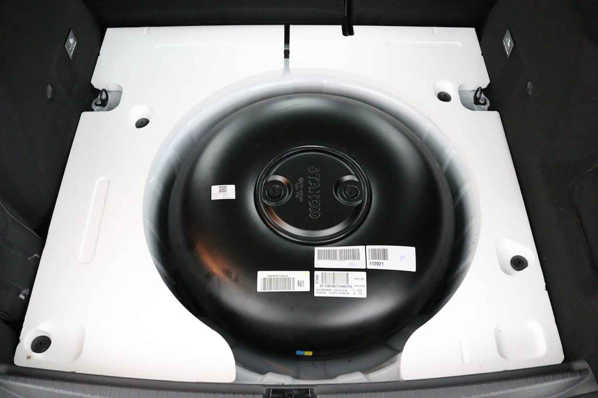 Dacia Duster 1.0 TCe Bi-Fuel Prestige | Navigatie | 360 Camera | Stoelverwarming | Climate Control | Cruise Control | Keyless Entry | FACELIFT | LED Koplampen | Privacy Glas | Parkeersensoren | Licht Metalen Velgen | - 12/50