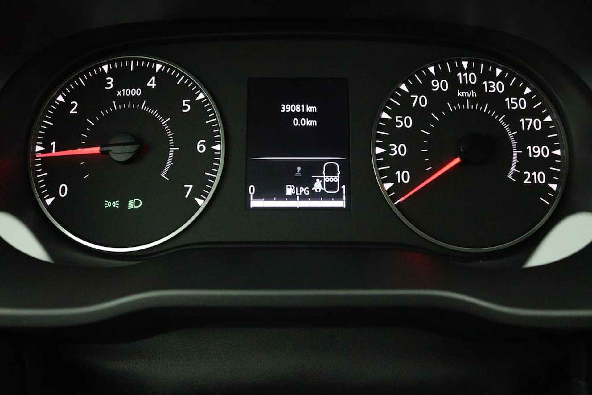 Dacia Duster 1.0 TCe Bi-Fuel Prestige | Navigatie | 360 Camera | Stoelverwarming | Climate Control | Cruise Control | Keyless Entry | FACELIFT | LED Koplampen | Privacy Glas | Parkeersensoren | Licht Metalen Velgen | - 19/50