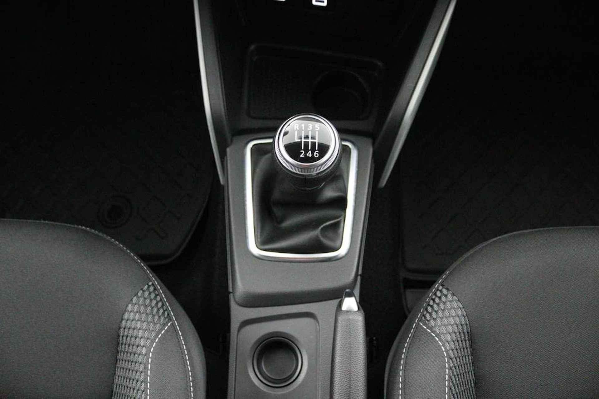 Dacia Duster 1.0 TCe Bi-Fuel Prestige | Navigatie | 360 Camera | Stoelverwarming | Climate Control | Cruise Control | Keyless Entry | FACELIFT | LED Koplampen | Privacy Glas | Parkeersensoren | Licht Metalen Velgen | - 28/50