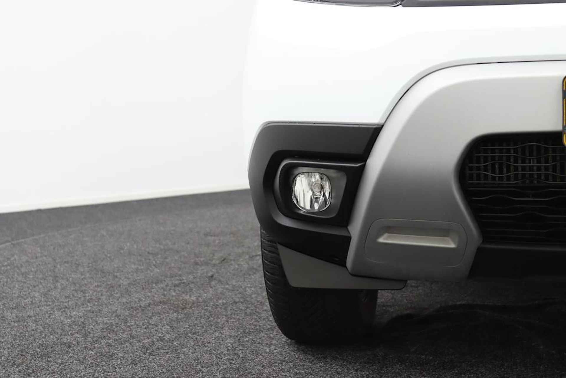 Dacia Duster 1.0 TCe Bi-Fuel Prestige | Navigatie | 360 Camera | Stoelverwarming | Climate Control | Cruise Control | Keyless Entry | FACELIFT | LED Koplampen | Privacy Glas | Parkeersensoren | Licht Metalen Velgen | - 37/50