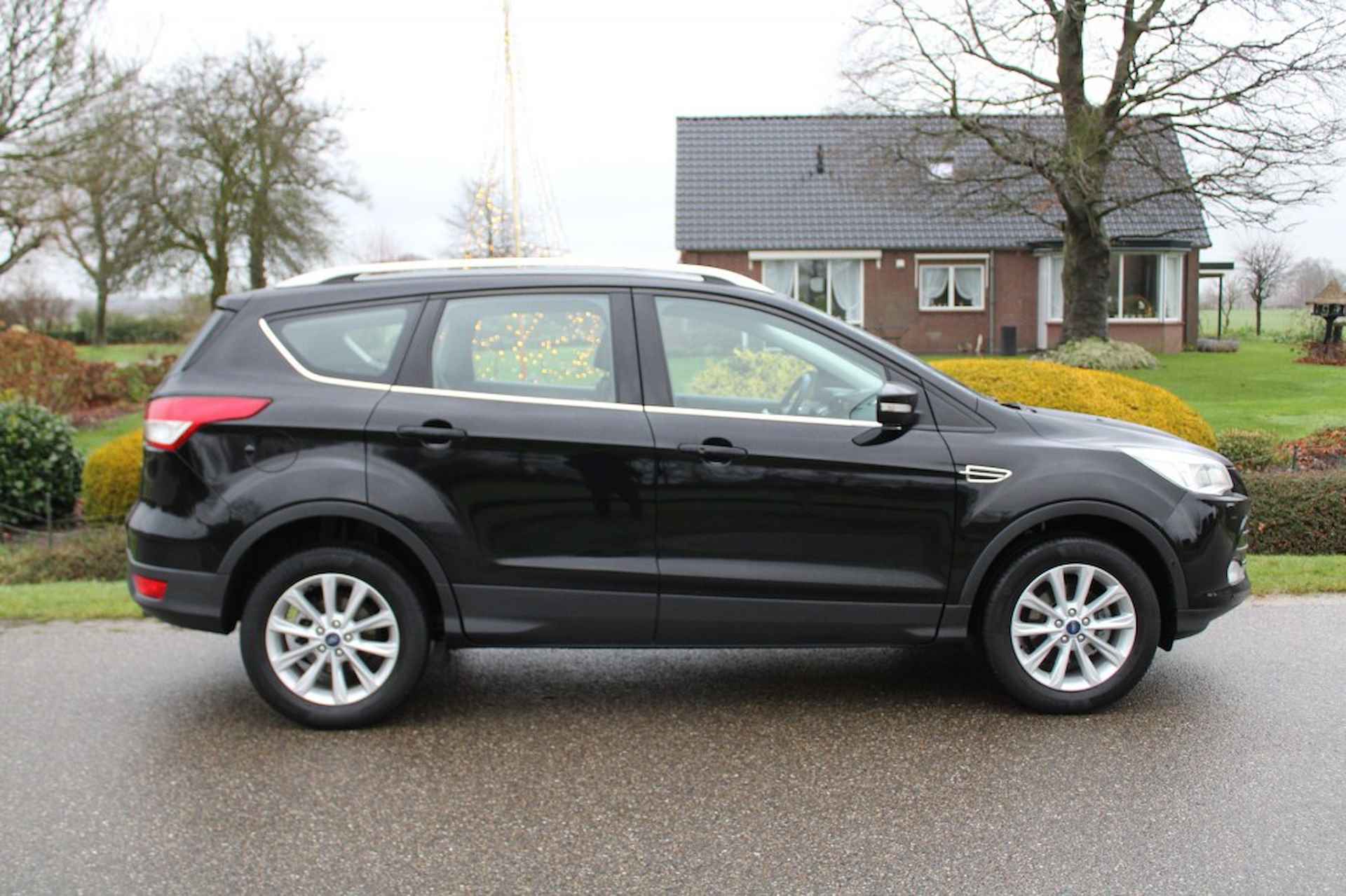 FORD Kuga 1.5 120pk Titanium ECC/cruise/half leer/navi/camera/DAB/trekhaak - 19/37