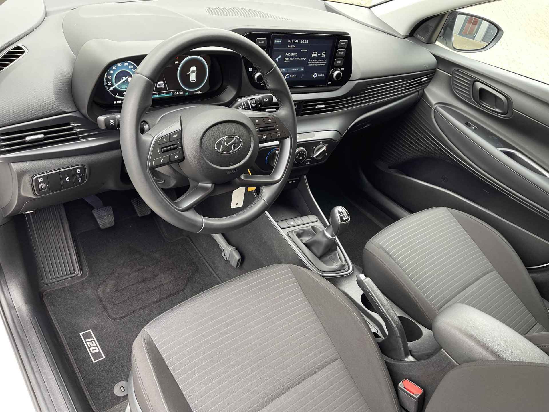 Hyundai i20 1.0 T-GDI Comfort | Apple Carplay/Android Auto | Dodehoek | Camera | Cruise Control | Airco | Park. Sensor | Rijklaarprijs! - 10/24