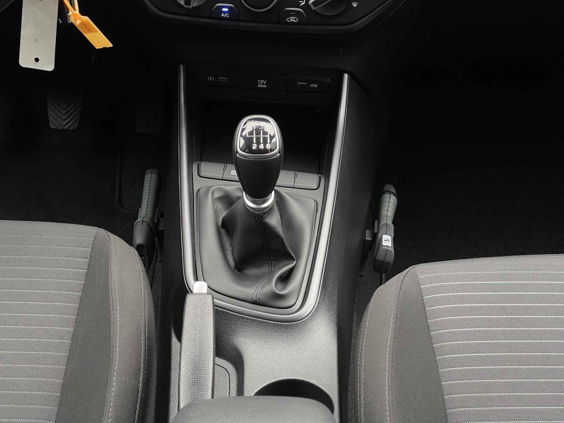 Hyundai i20 1.0 T-GDI Comfort | Apple Carplay/Android Auto | Dodehoek | Camera | Cruise Control | Airco | Park. Sensor | Rijklaarprijs! - 19/24