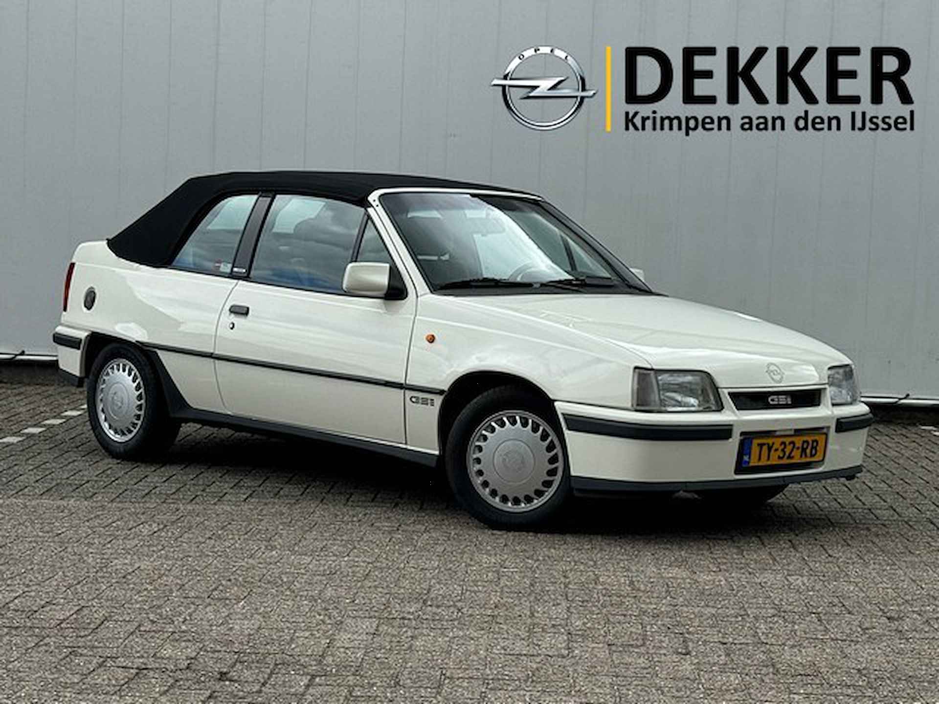 Opel Kadett 2.0 GSI Cabrio - 1/30