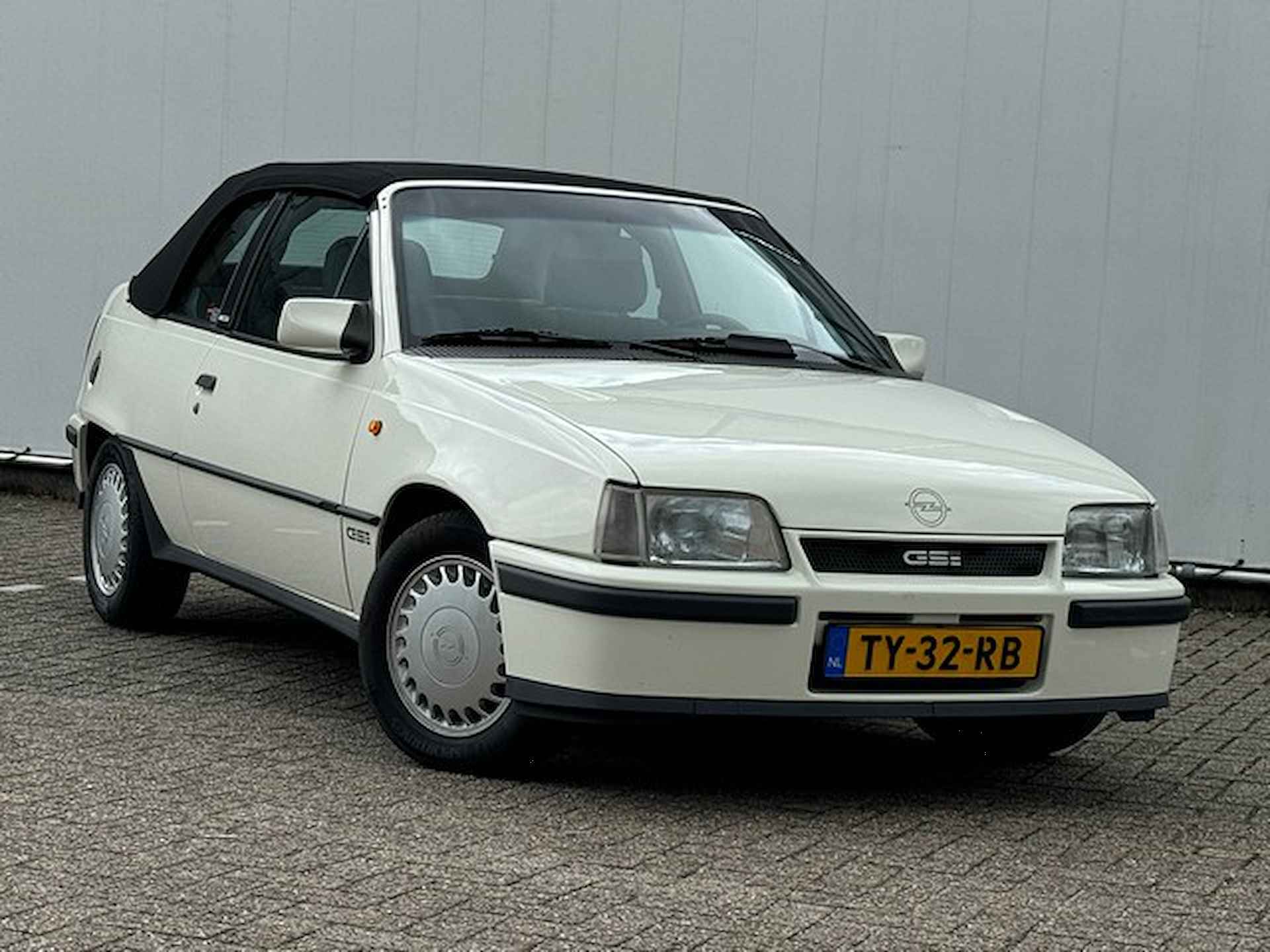 Opel Kadett 2.0 GSI Cabrio - 5/30