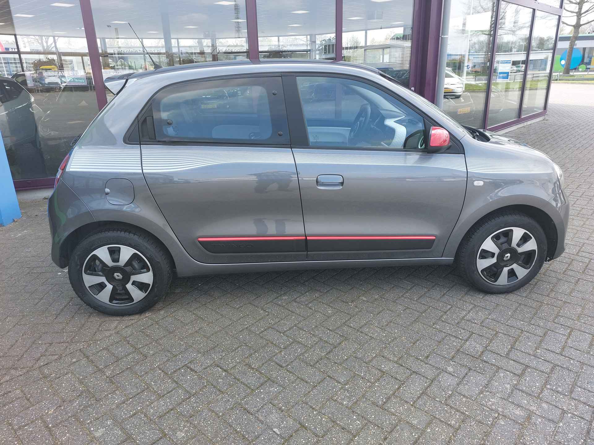 Renault Twingo 1.0 SCe Collection - 6/20