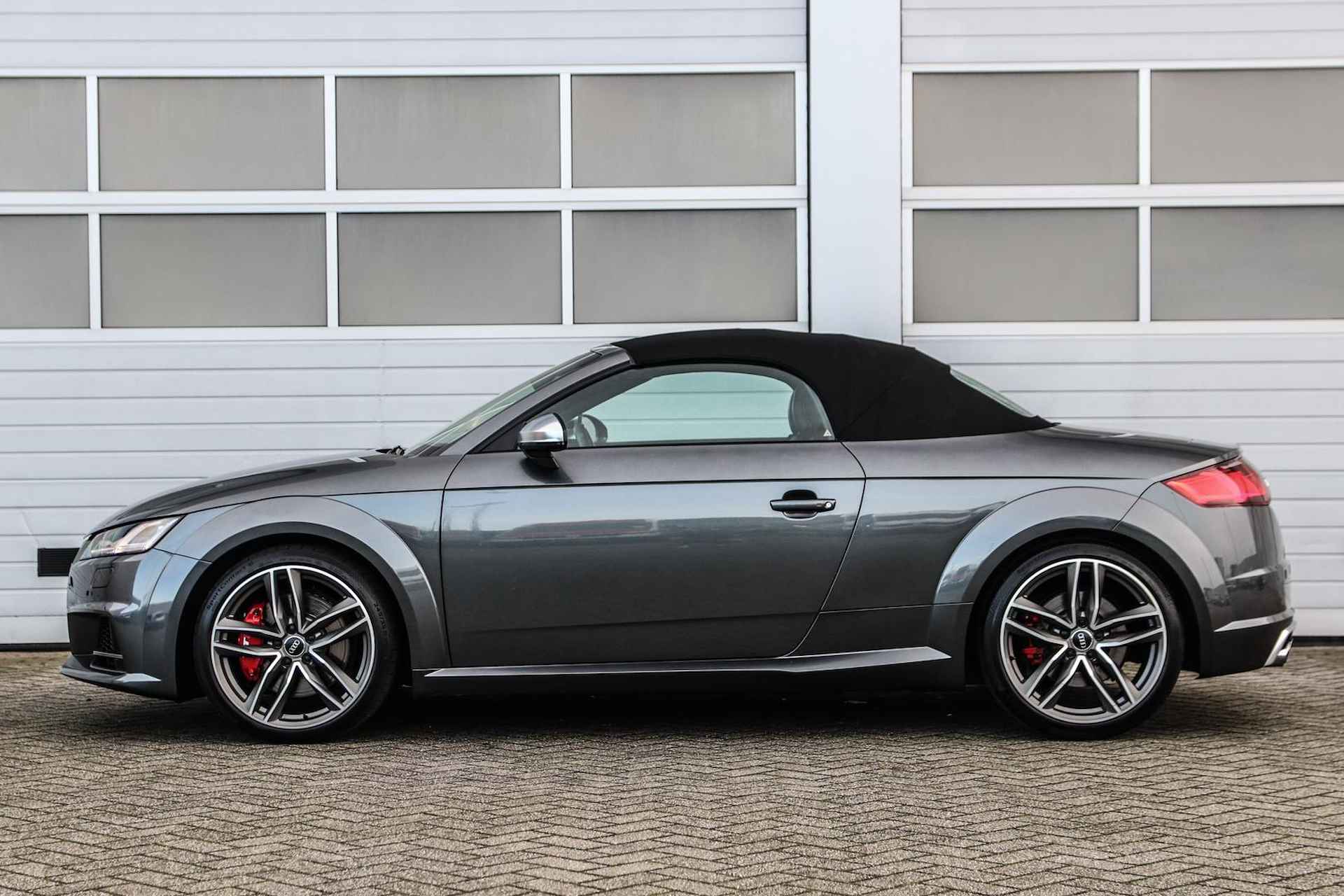 Audi TT Roadster 2.0 TFSI 310pk Quattro | B&O Sound | Matrix LED | Leder - 12/56