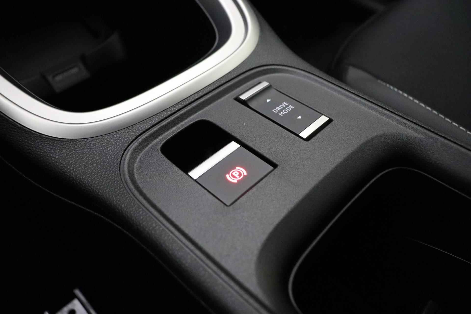 Jeep Avenger Altitude 54kWh | Navigatie | Stoelverwarming | LED verlichting | Lichtmetalen velgen | Apple Carplay/Android auto | Keyless - 21/40