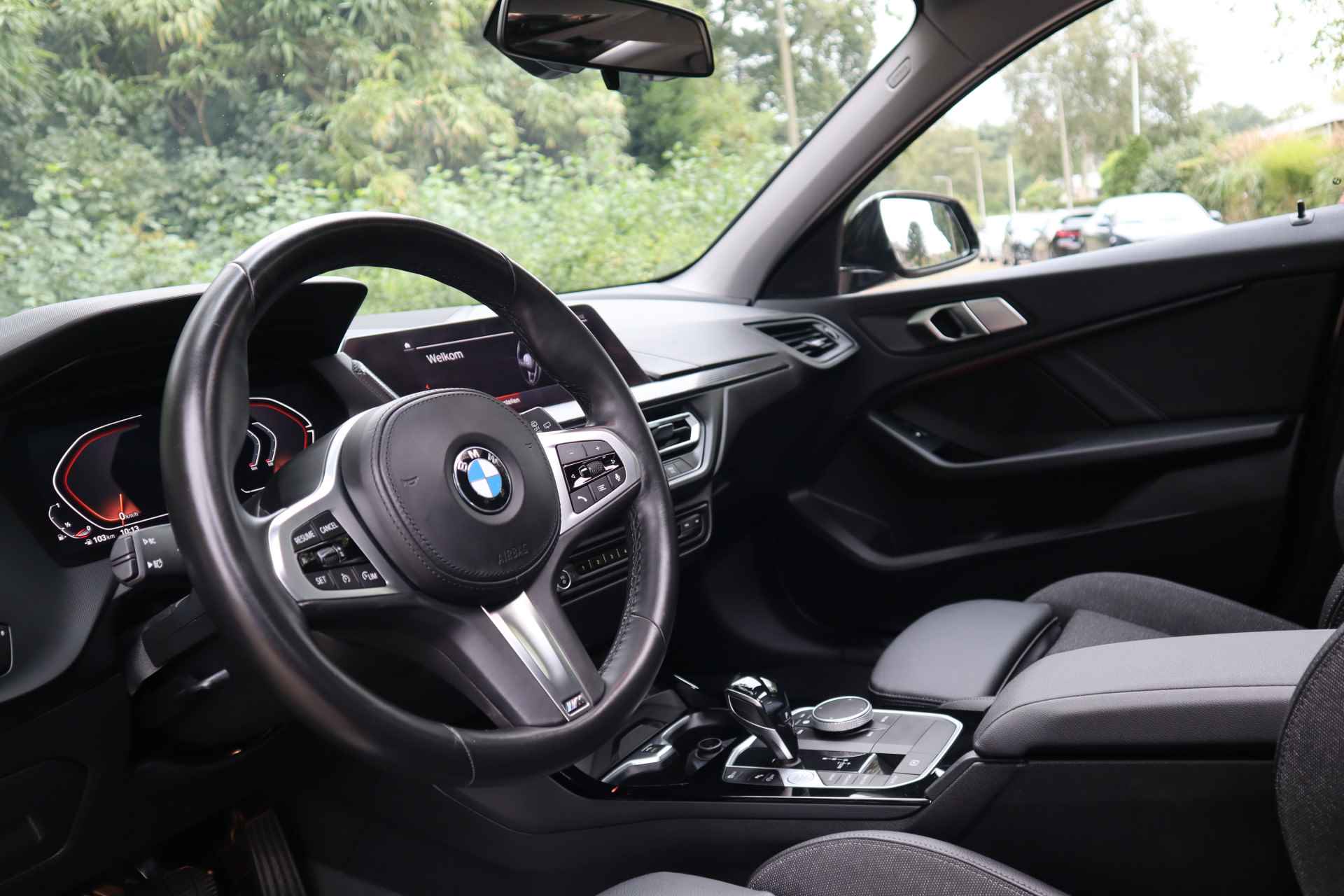 BMW 1-serie 118i Business Edition | Automaat | Pano | Virtual | M-stuurwiel | - 18/27