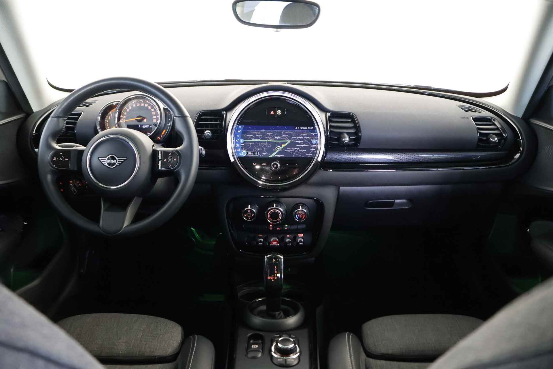 MINI Clubman 1.5 One Business Edition / LED / Navi / CarPlay / Allseason - 25/27